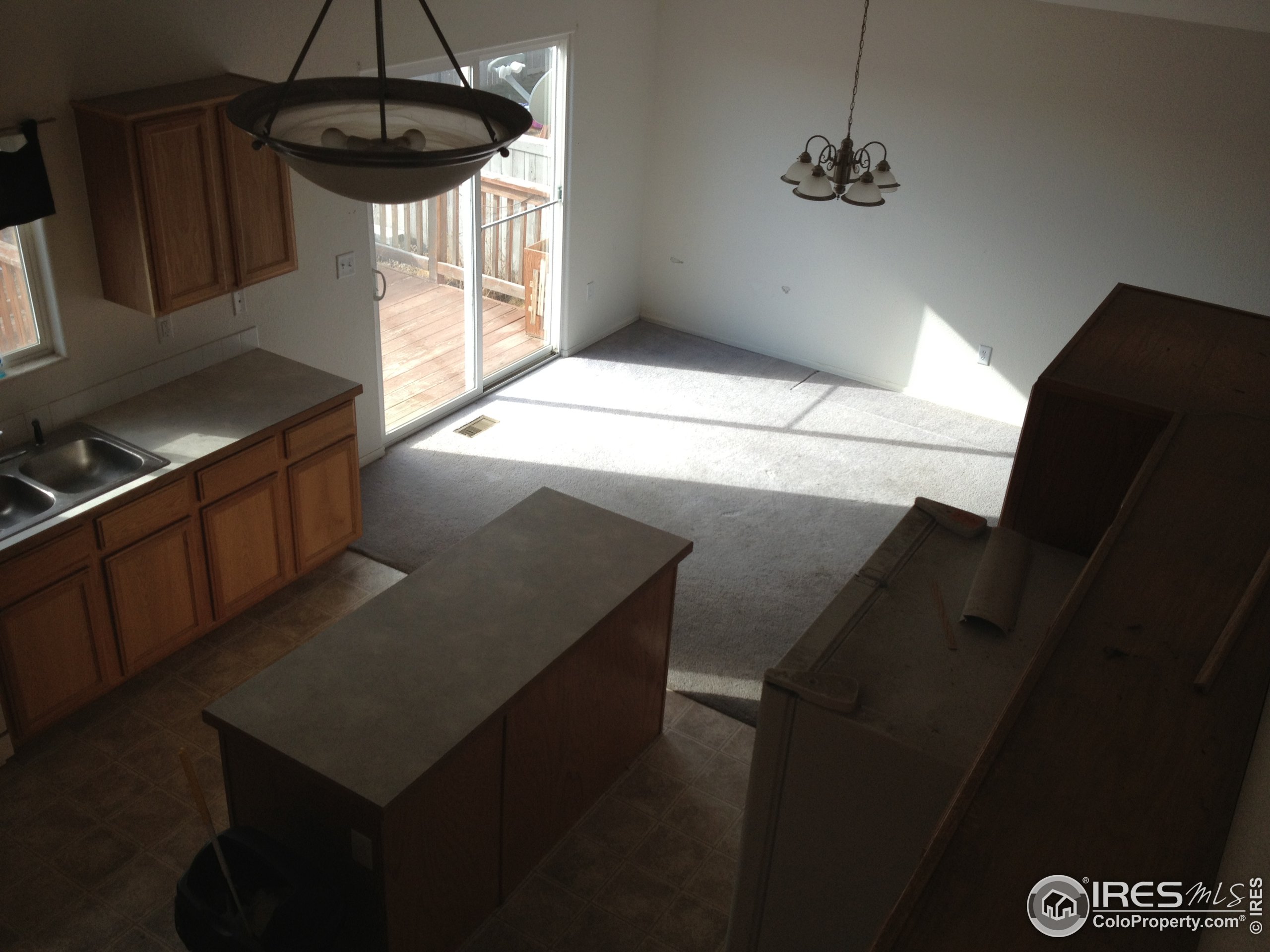 601 Canyon Blvd D