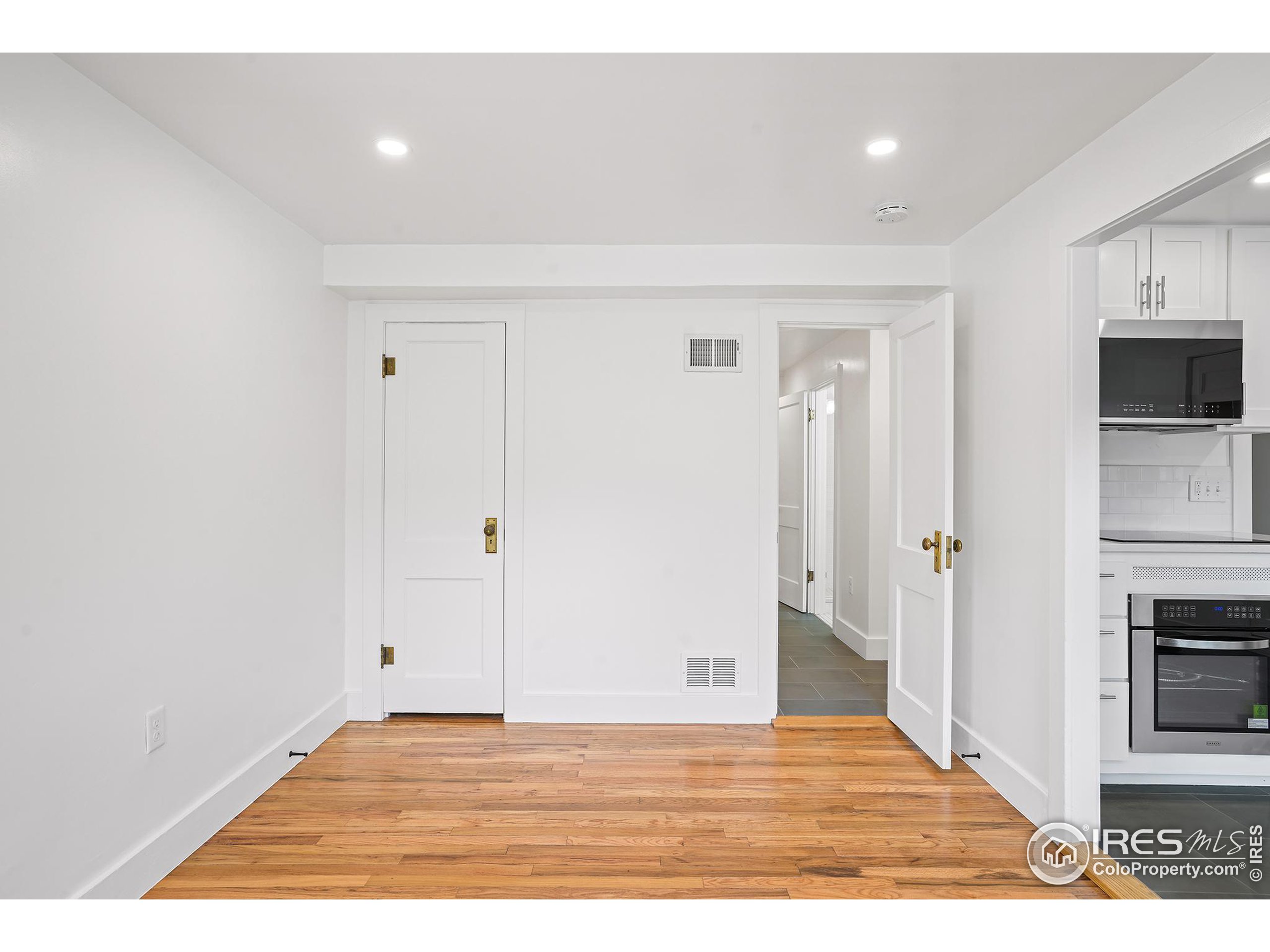 957-959 9th St