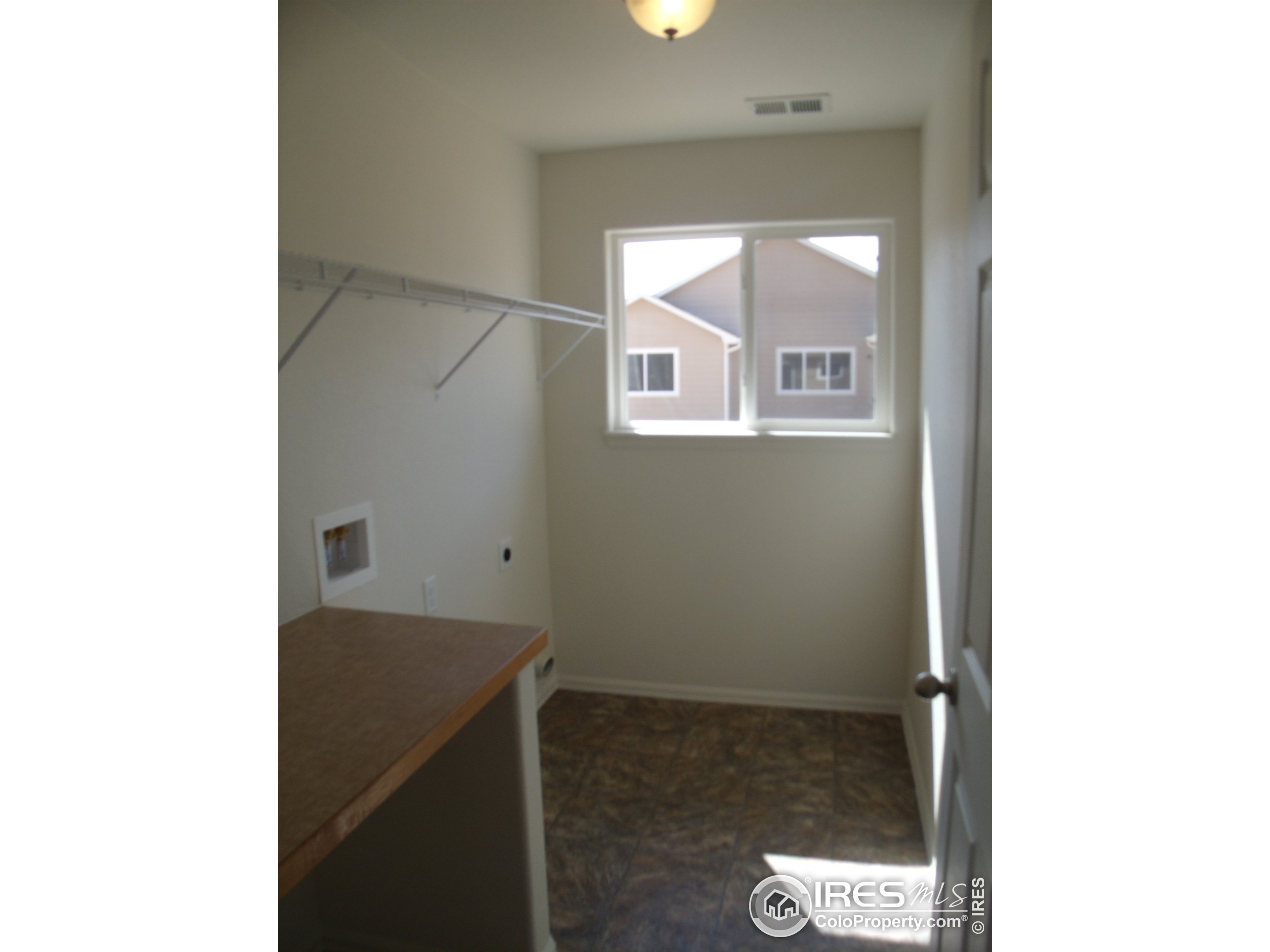 1301 Canyon Blvd 406