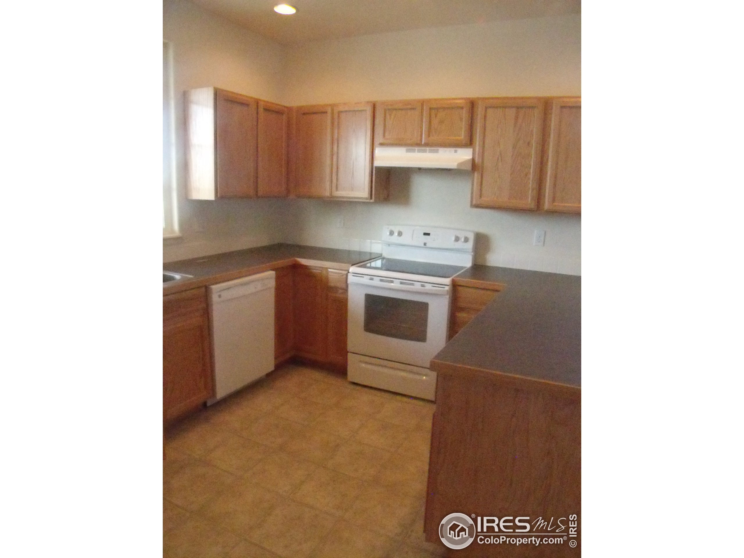 1301 Canyon Blvd 406