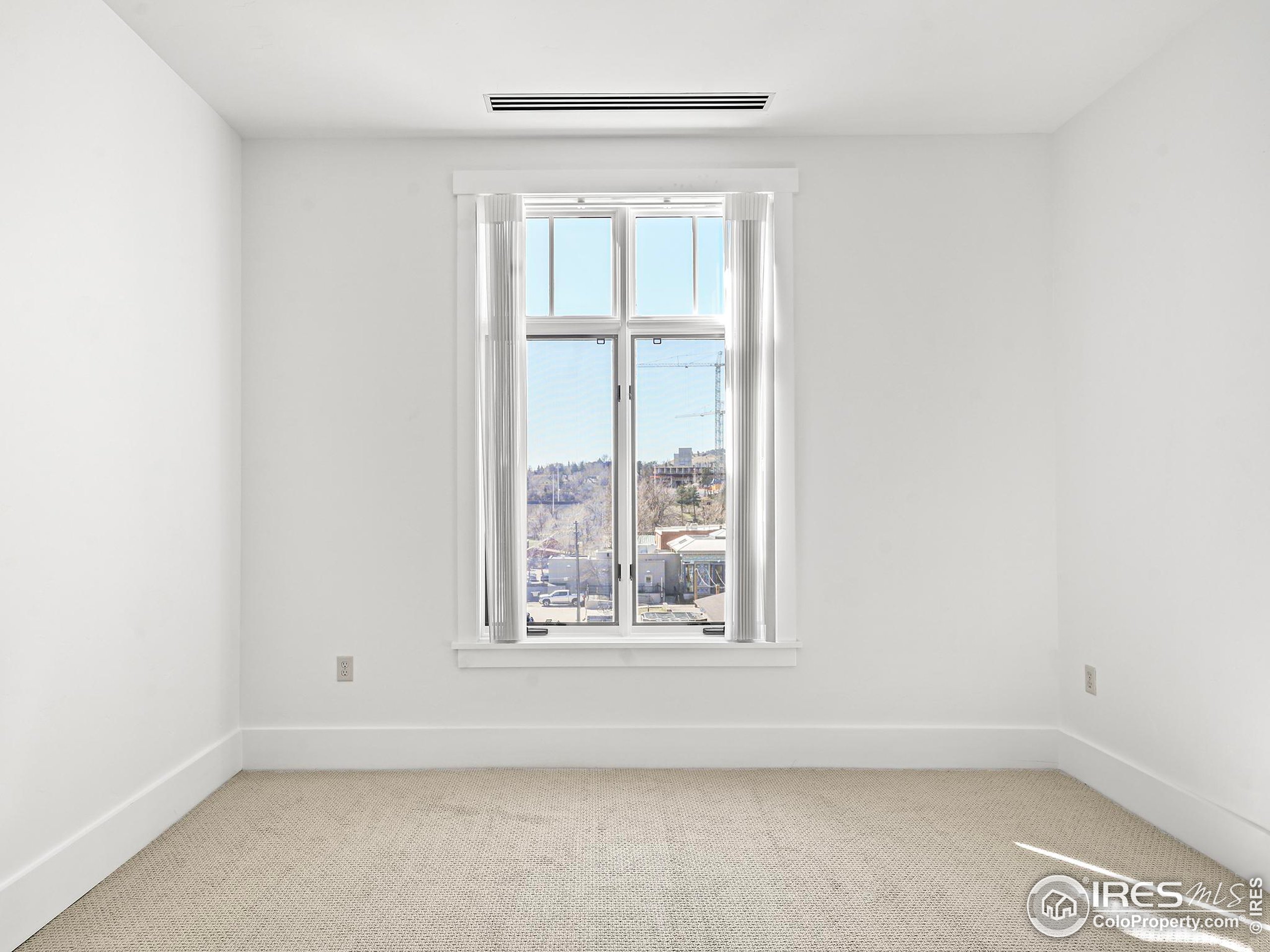 1301 Canyon Blvd 406