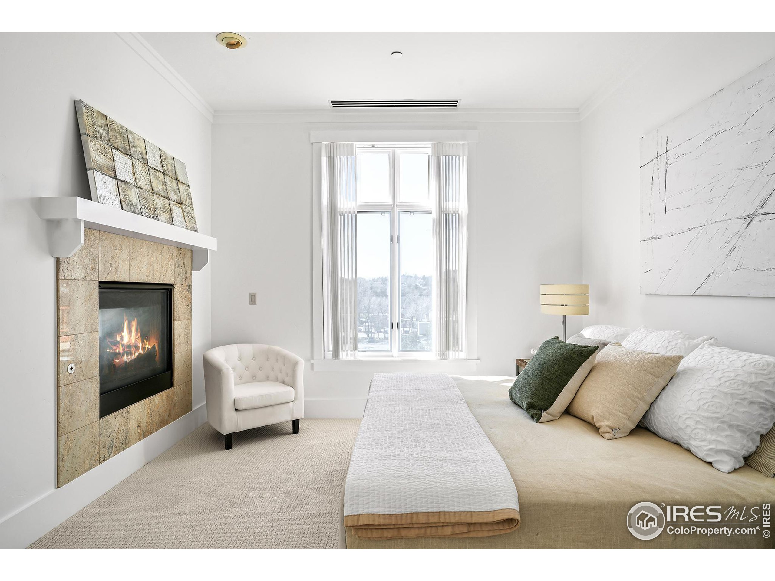 1301 Canyon Blvd 406