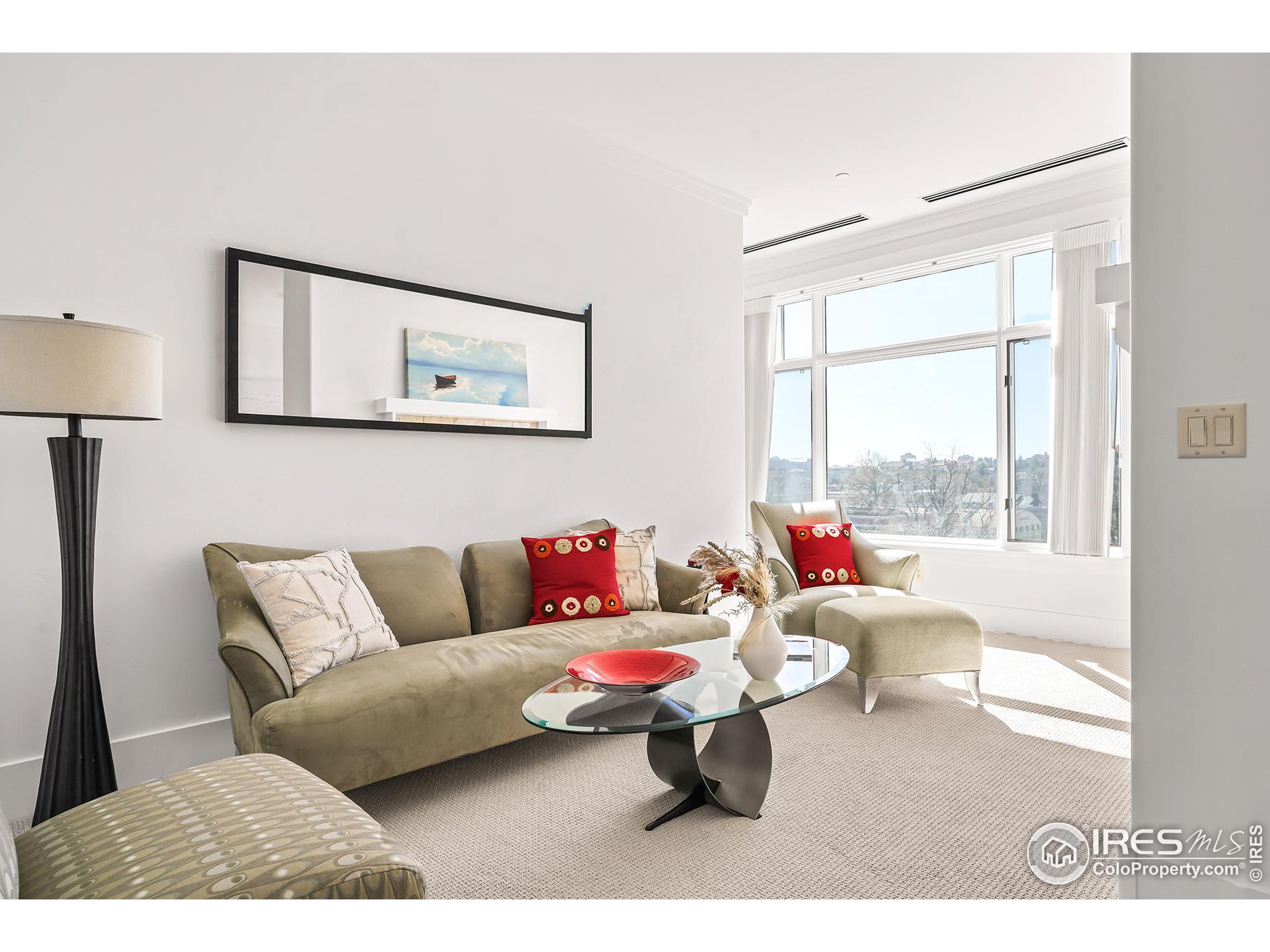 1301 Canyon Blvd 406