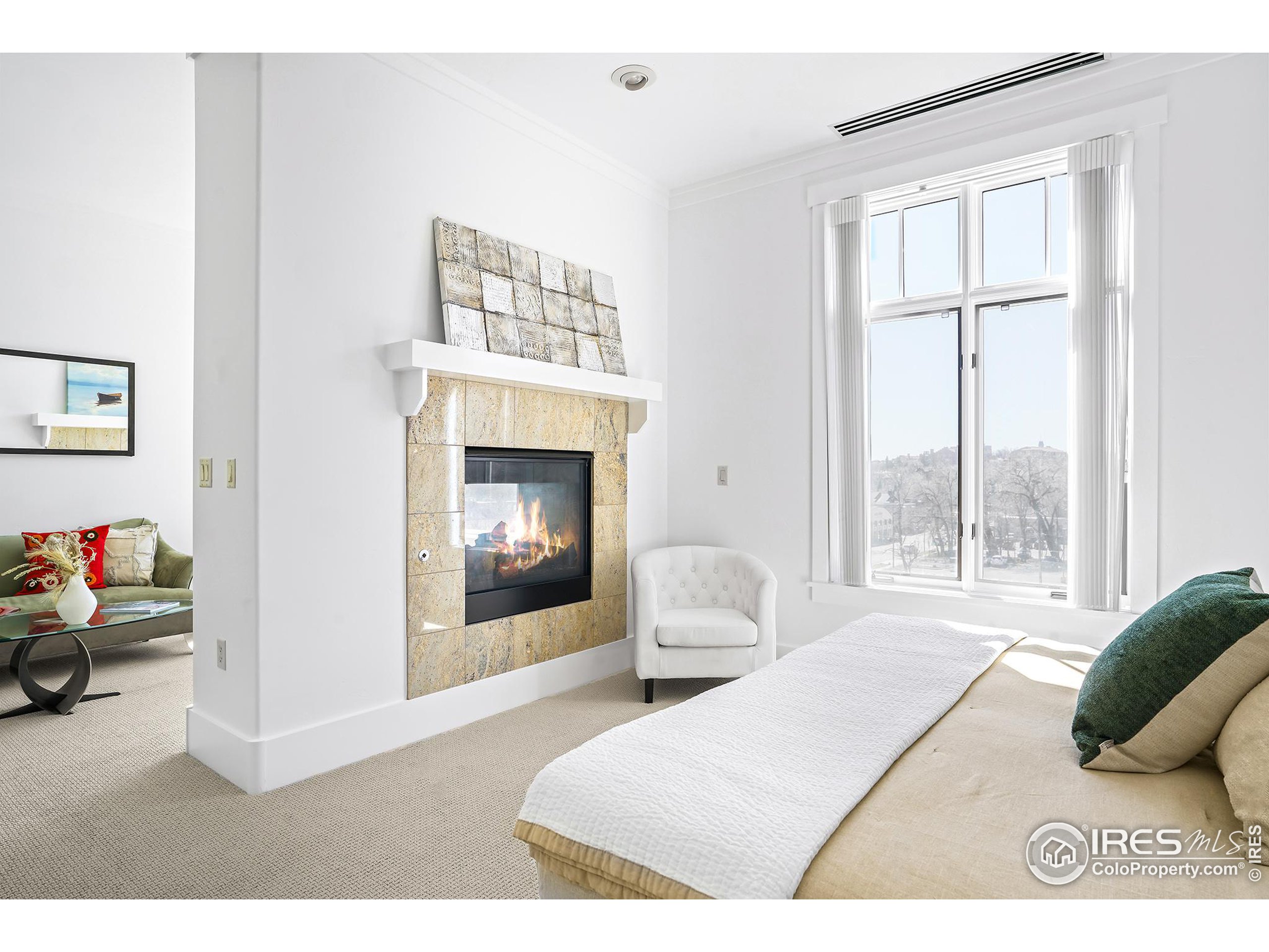 1301 Canyon Blvd 406