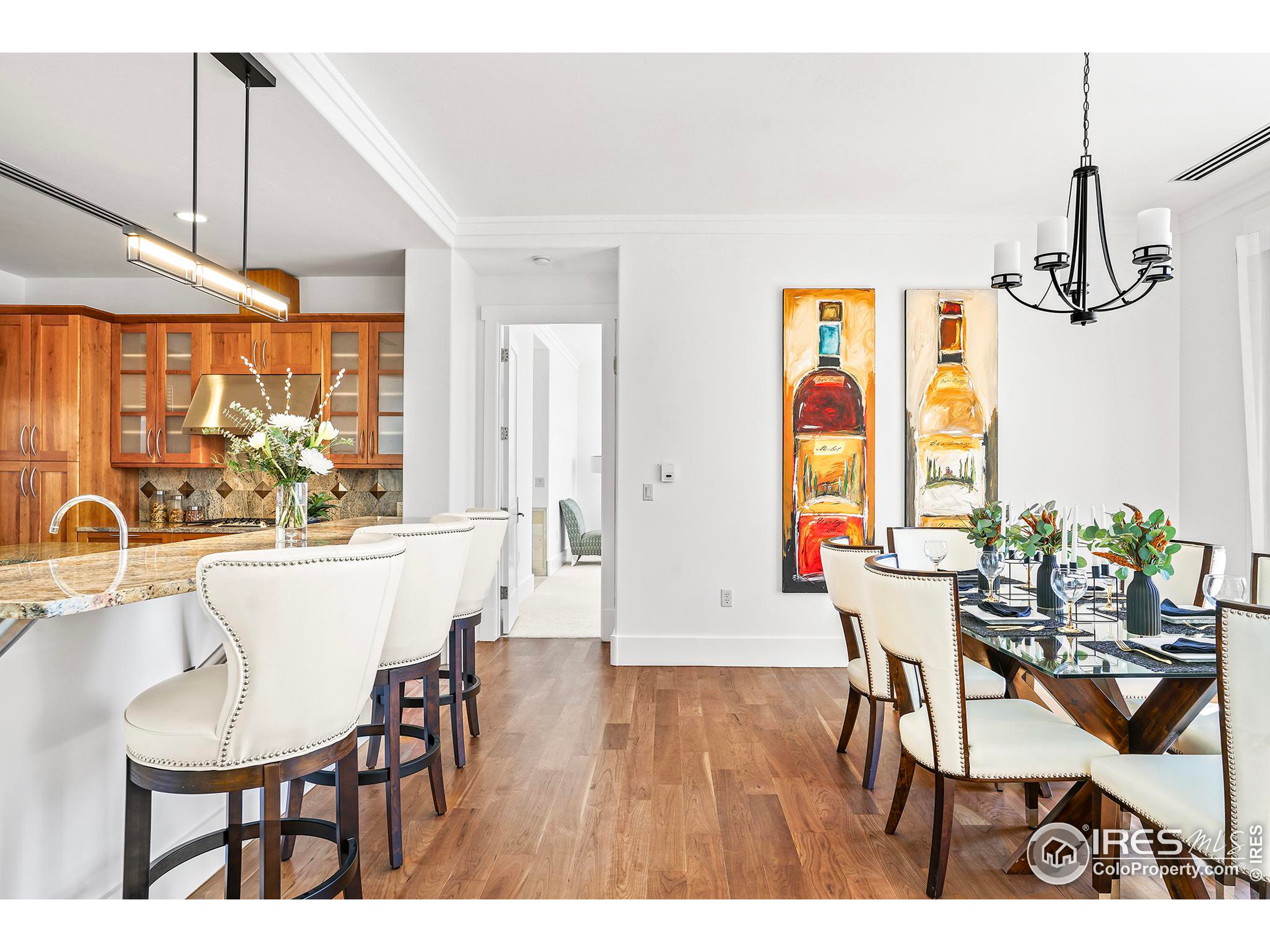 1301 Canyon Blvd 406