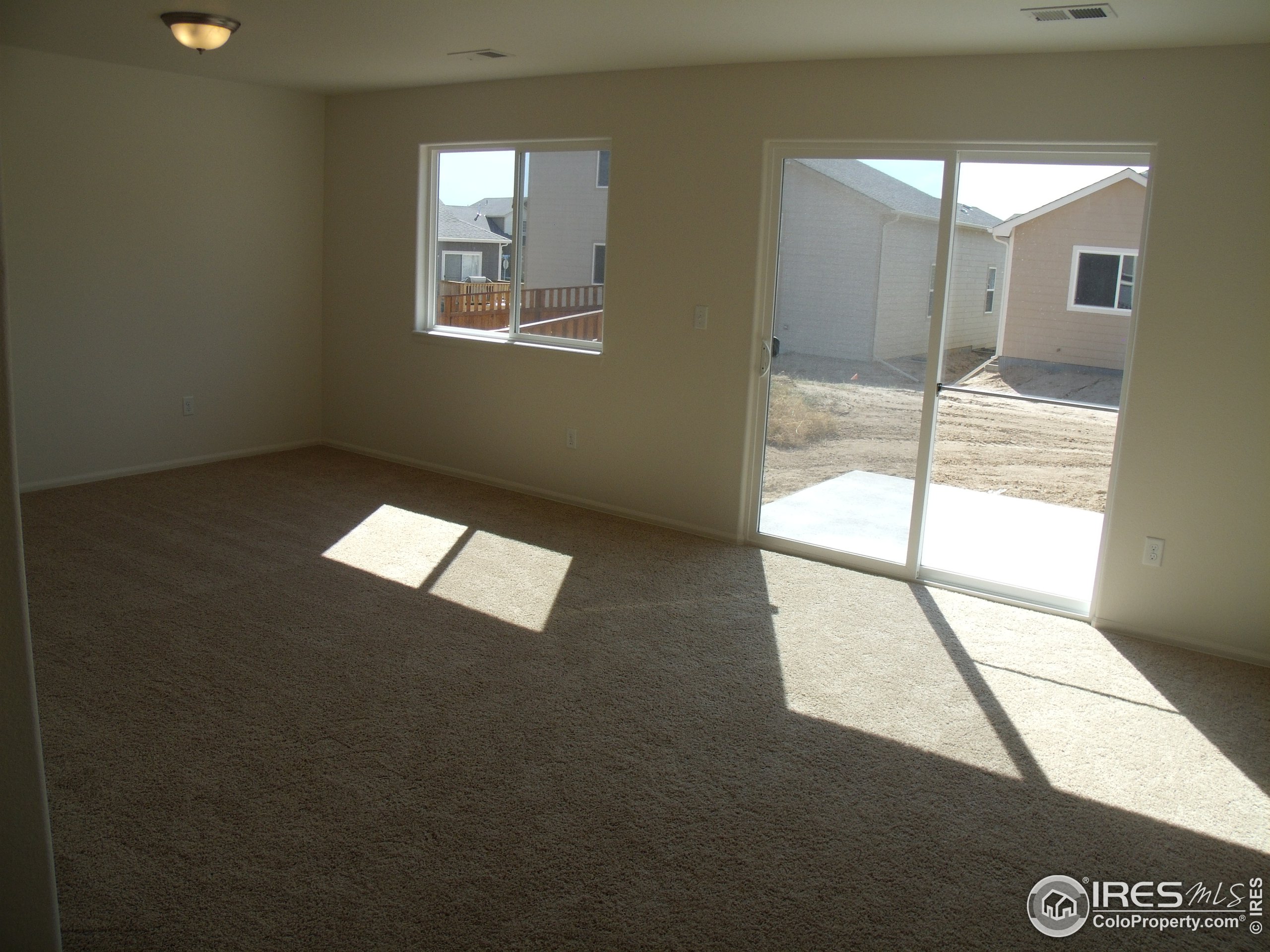 1301 Canyon Blvd 406