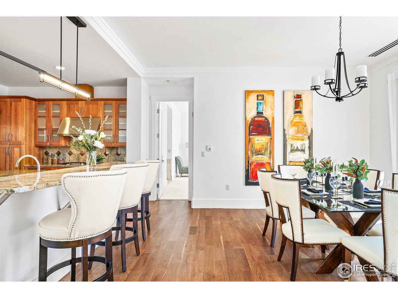 1301 Canyon Blvd 406