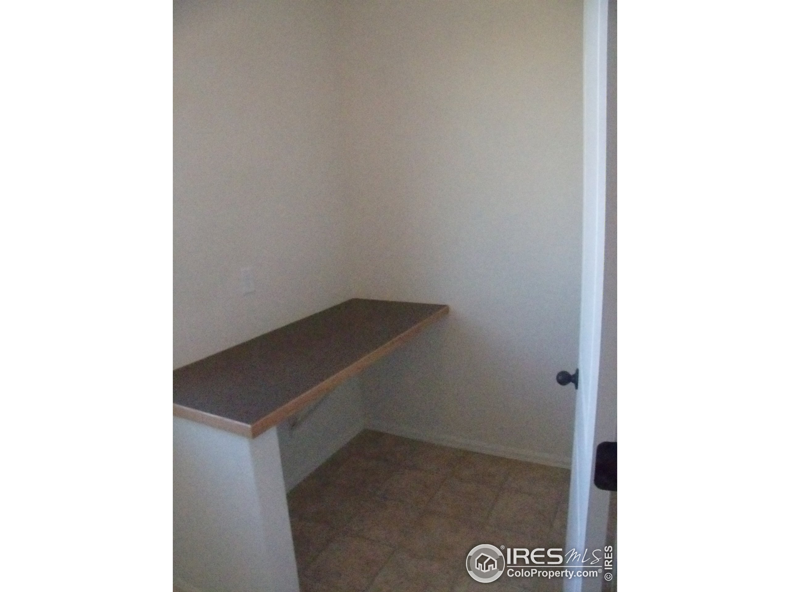 1301 Canyon Blvd 406