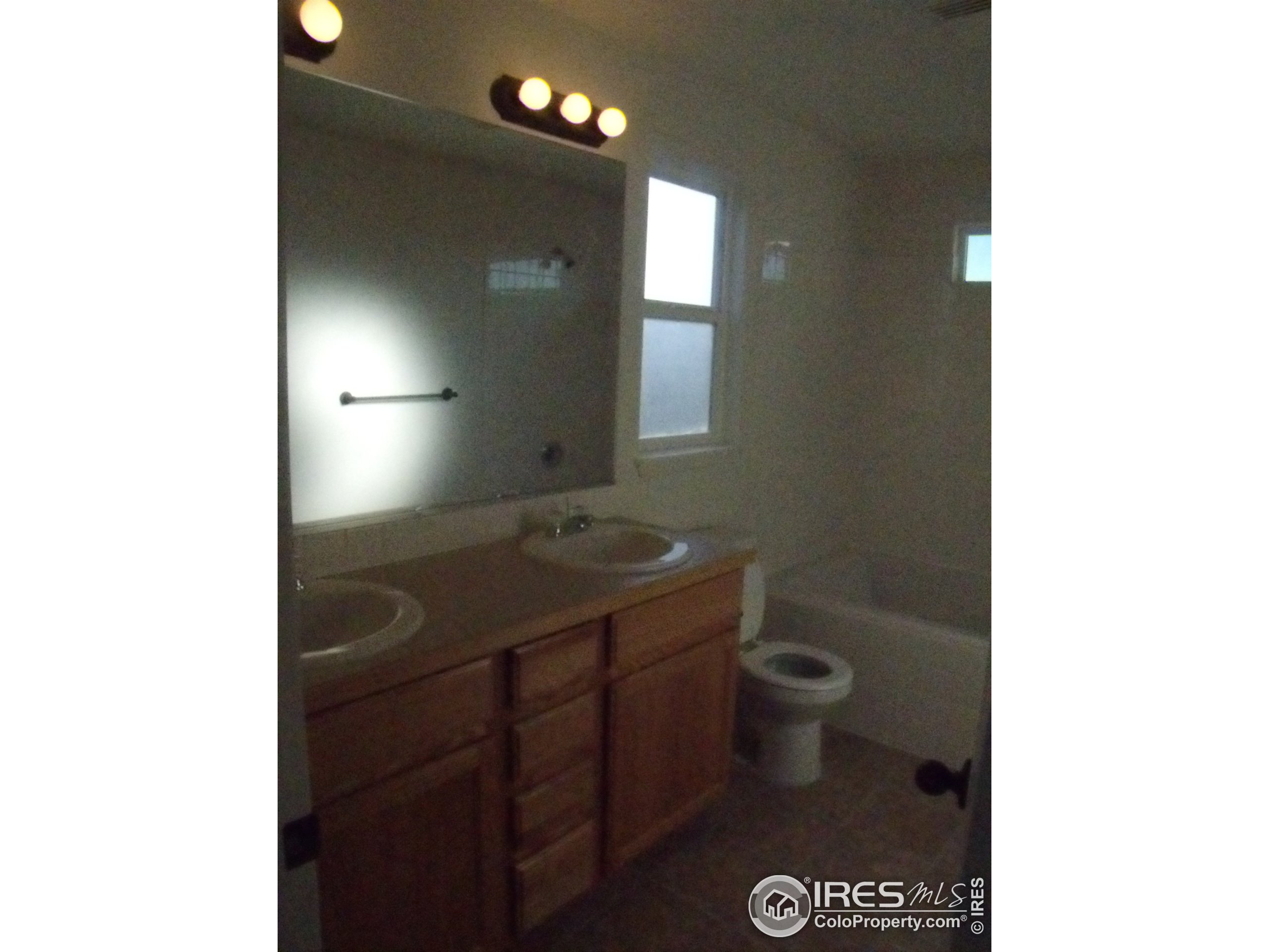 1301 Canyon Blvd 406