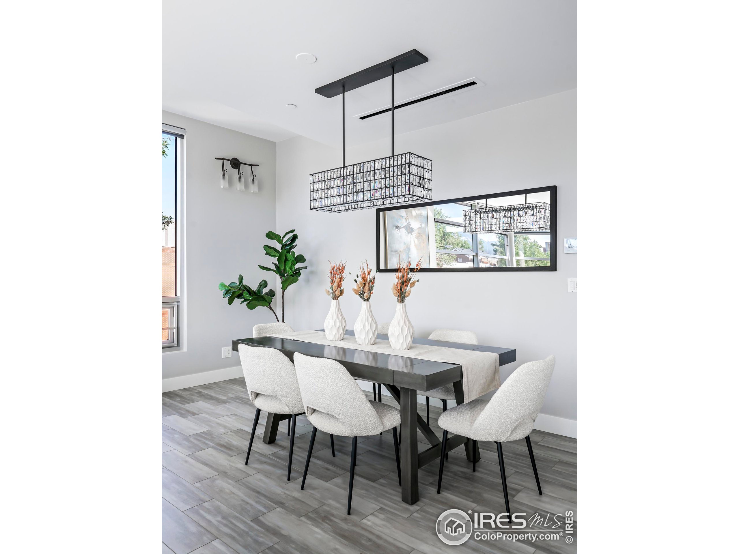 2030 20th St 3