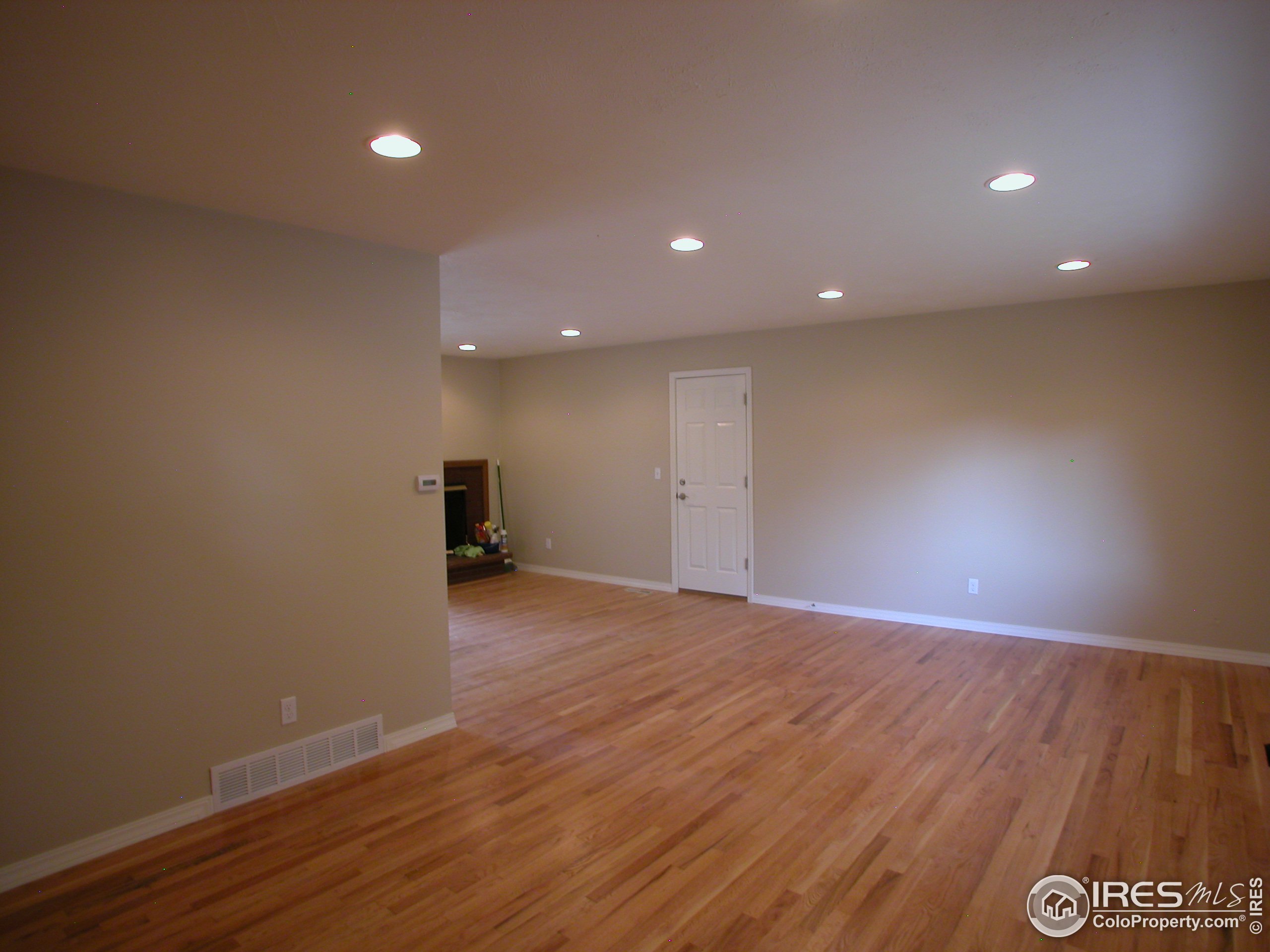 9665 Avocet Ln