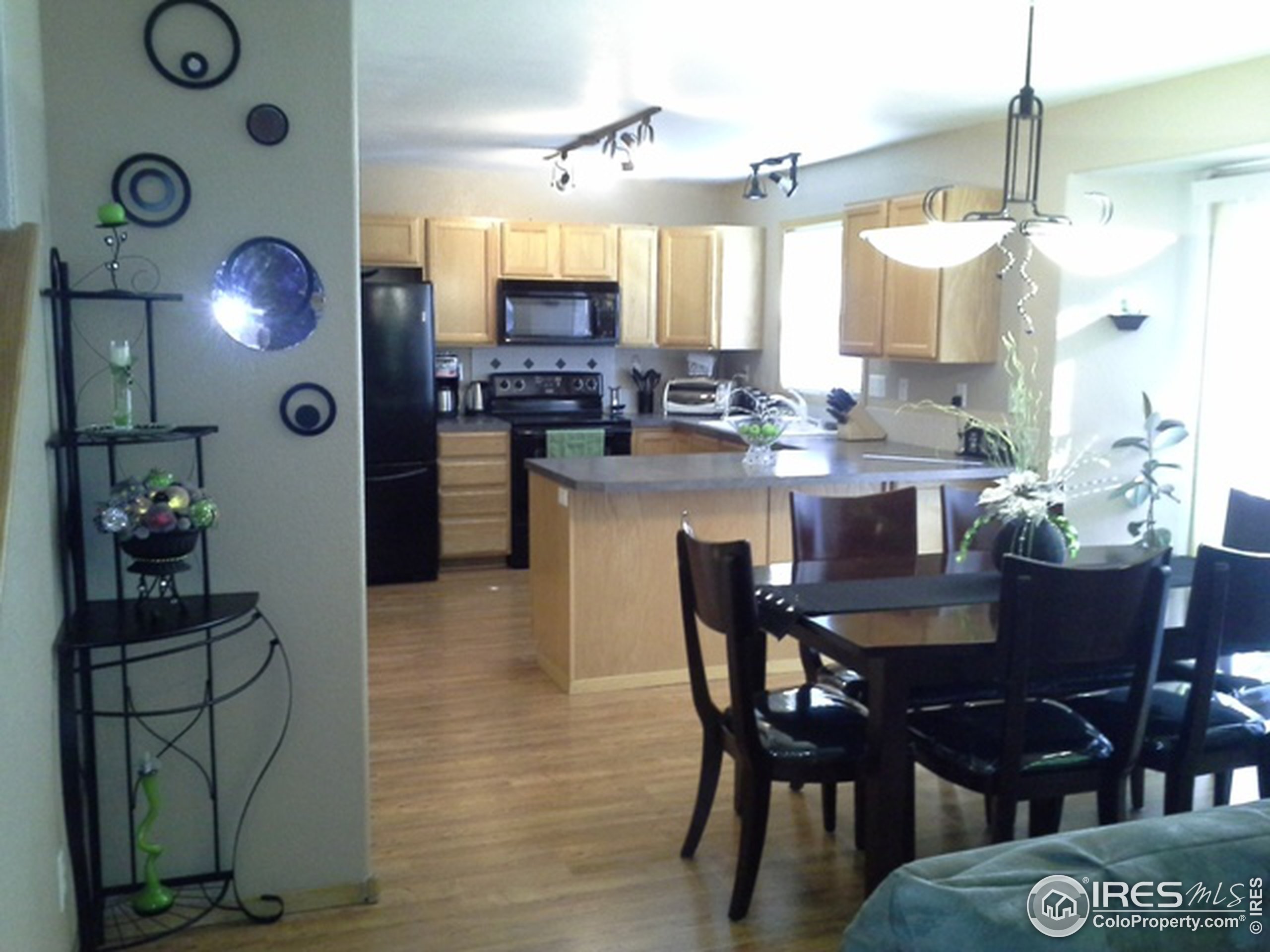 1707 Walnut St 204