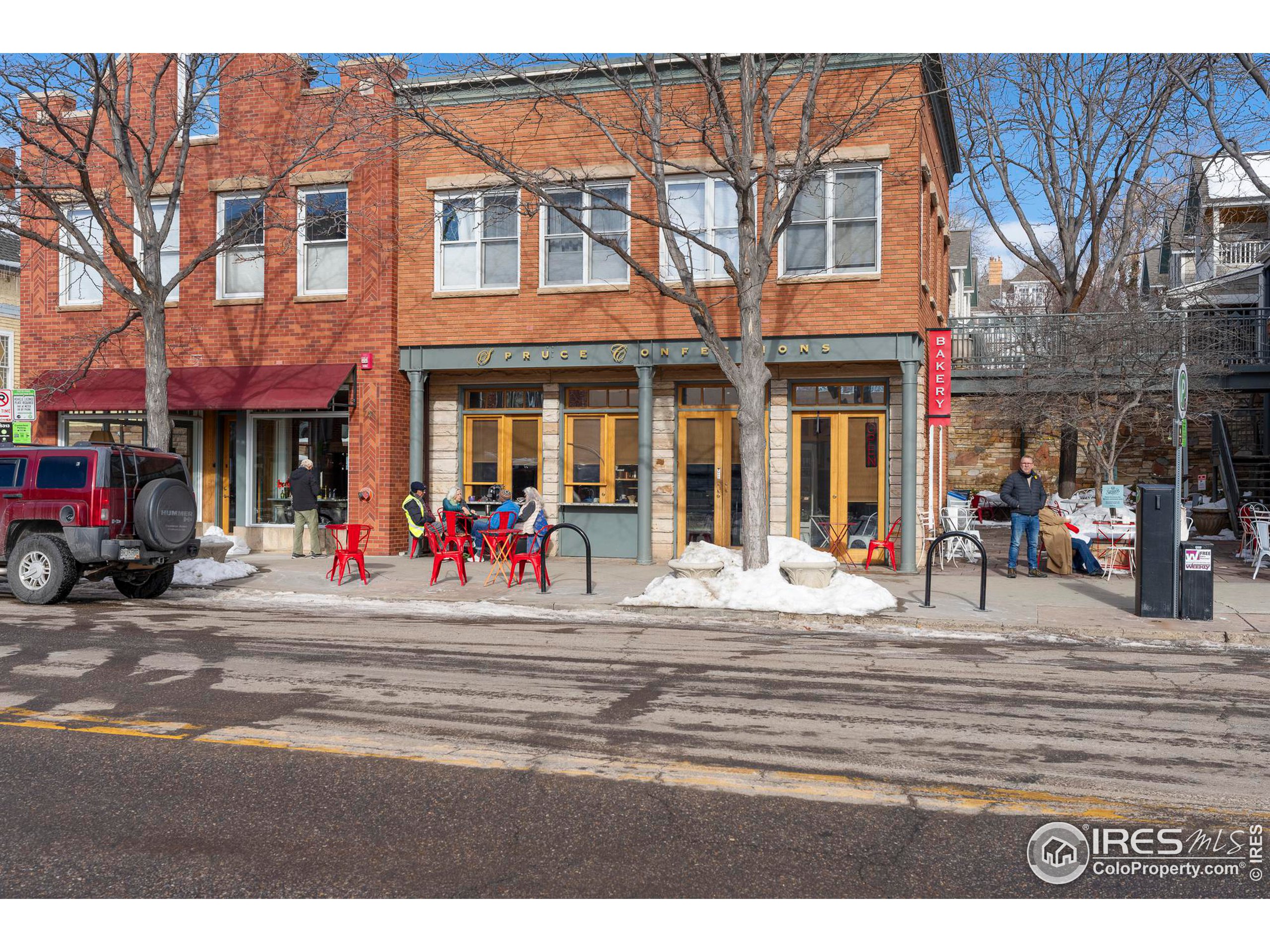 624 Pearl St 404