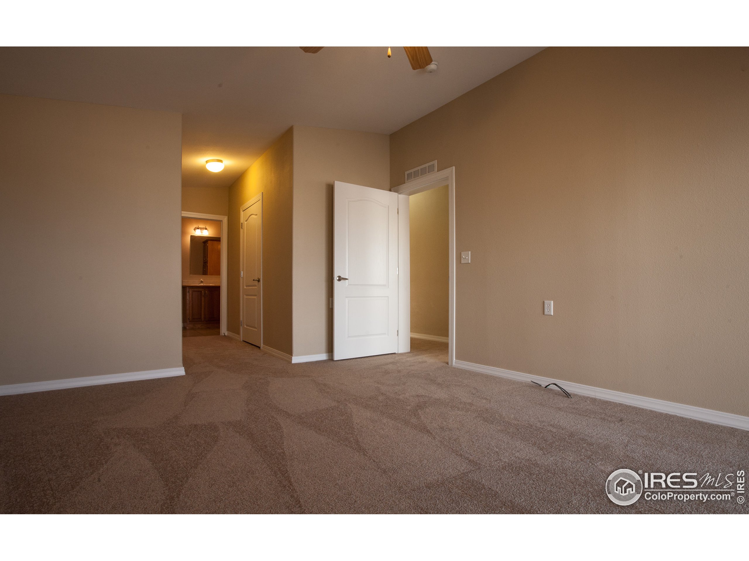 2445 Junction Pl 304