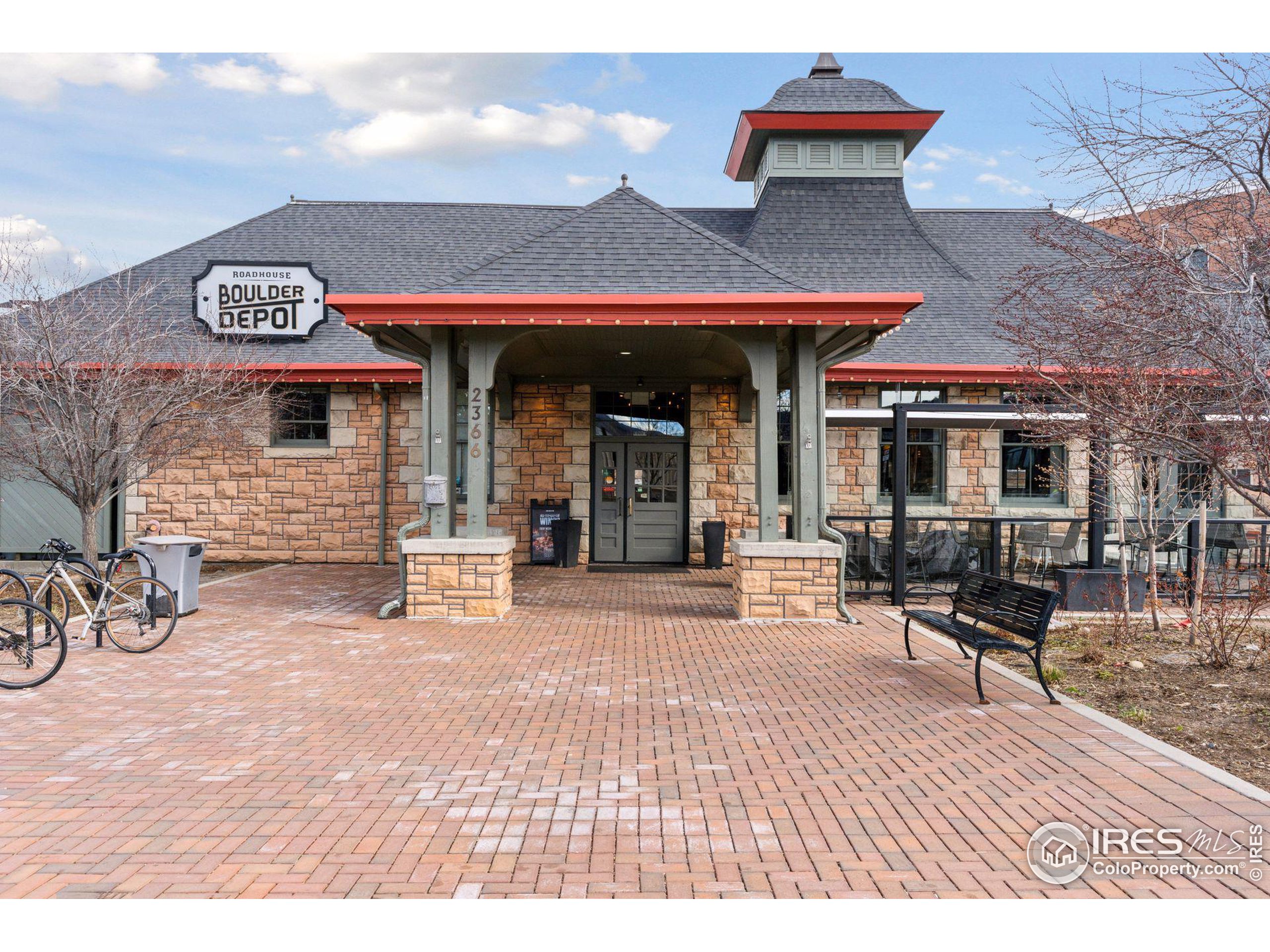 2445 Junction Pl 304