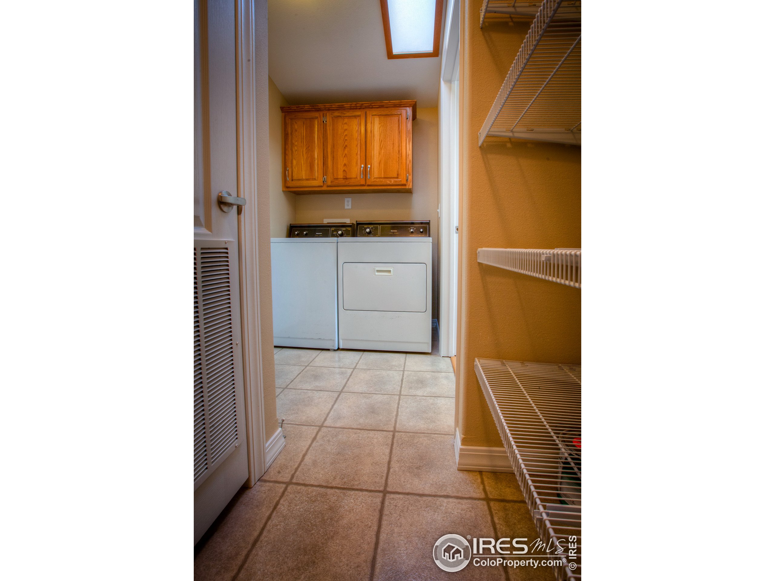 2445 Junction Pl 304