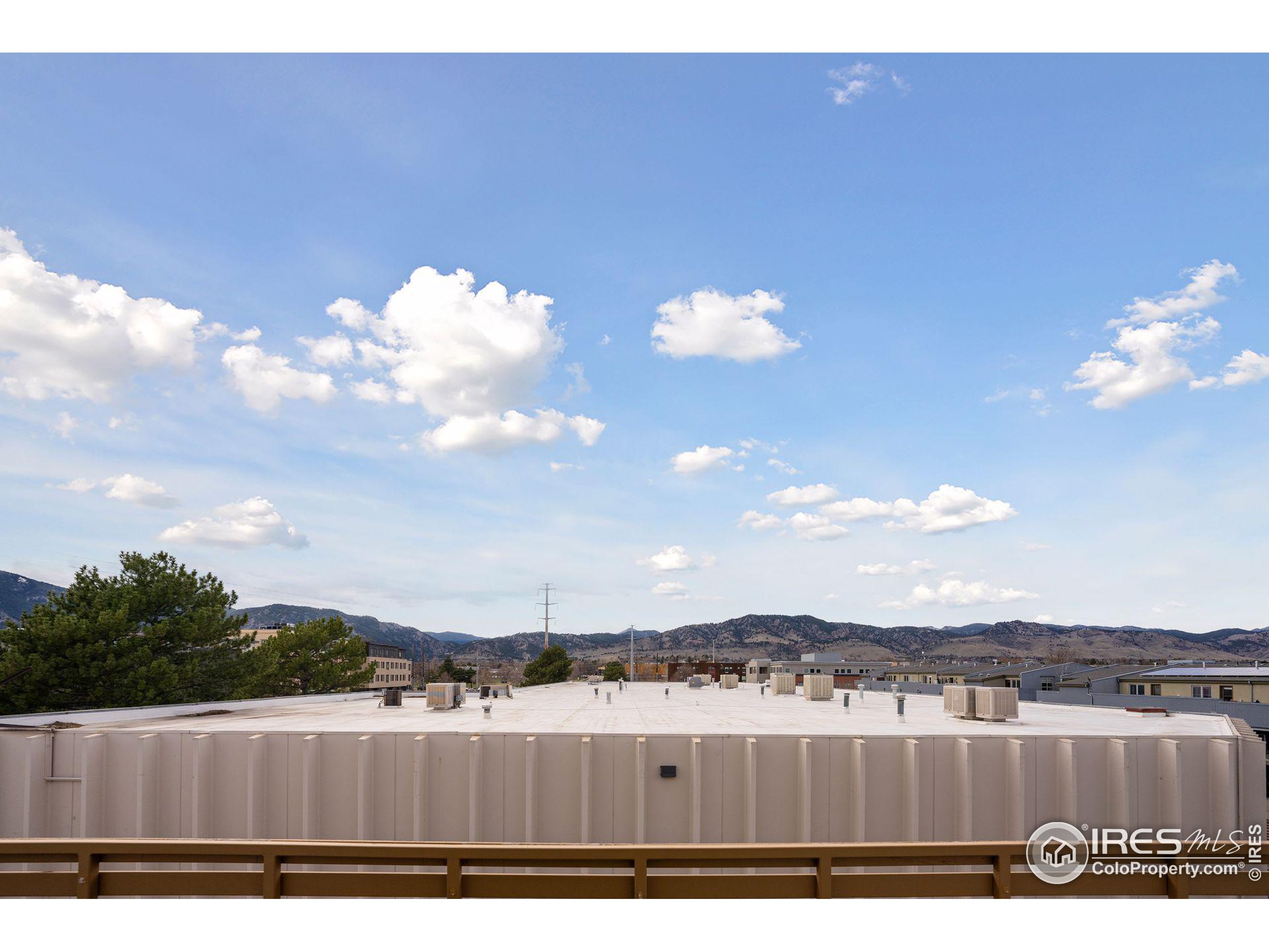 2445 Junction Pl 304