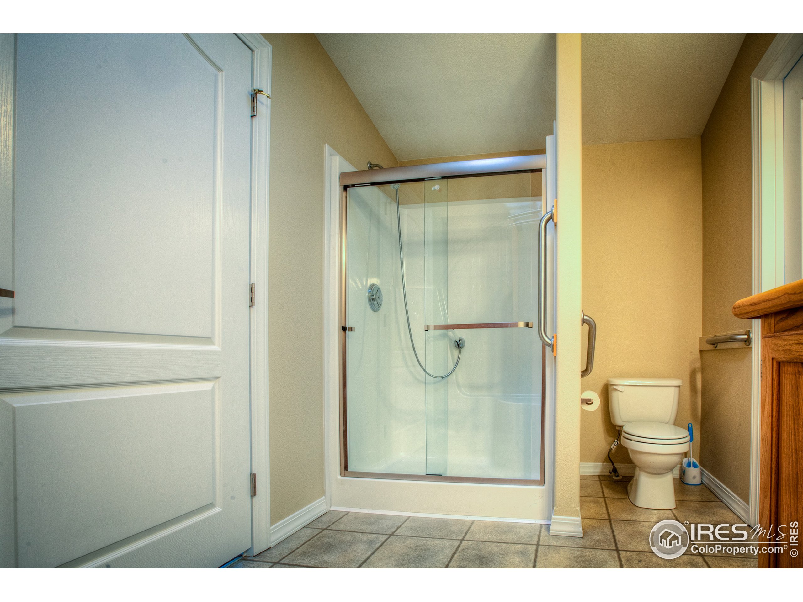 2445 Junction Pl 304