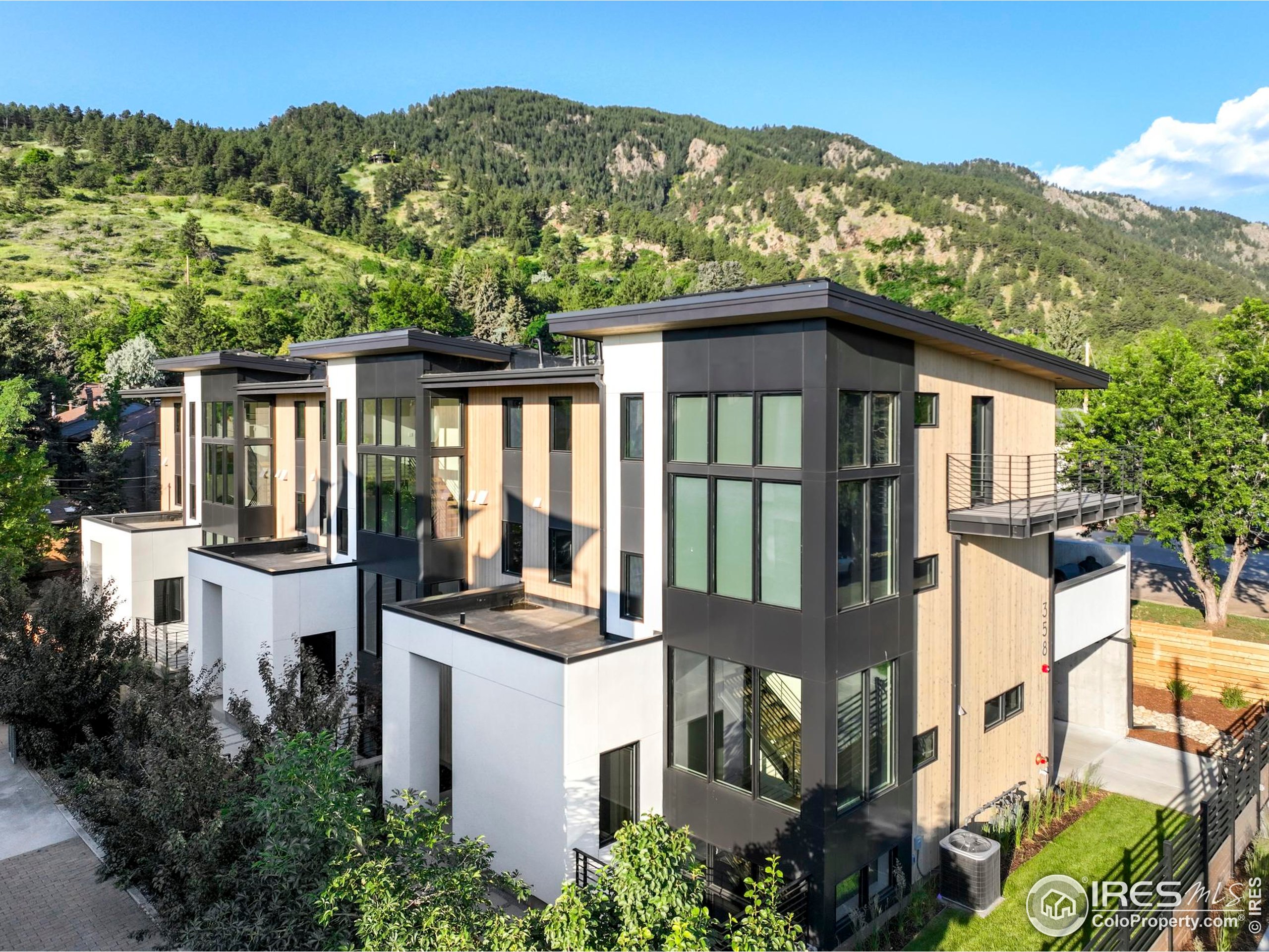 358 Arapahoe Ave C
