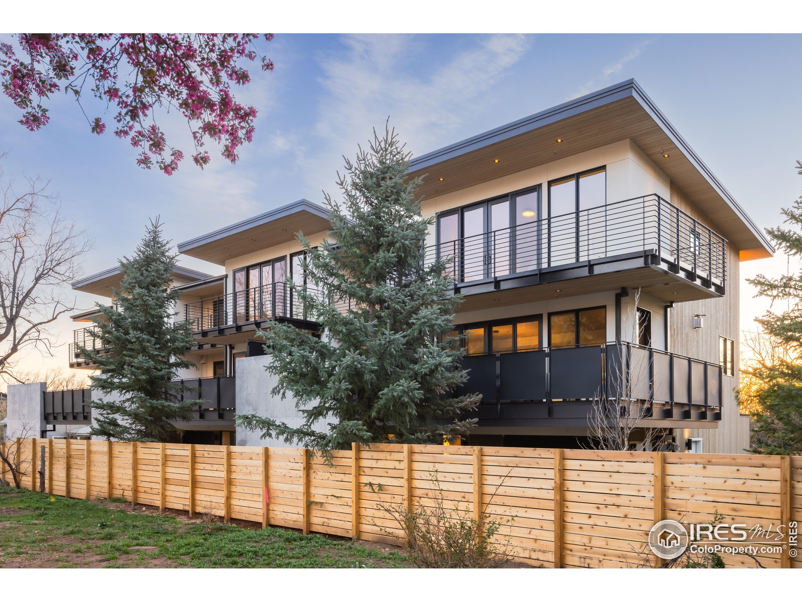 358 Arapahoe Ave C