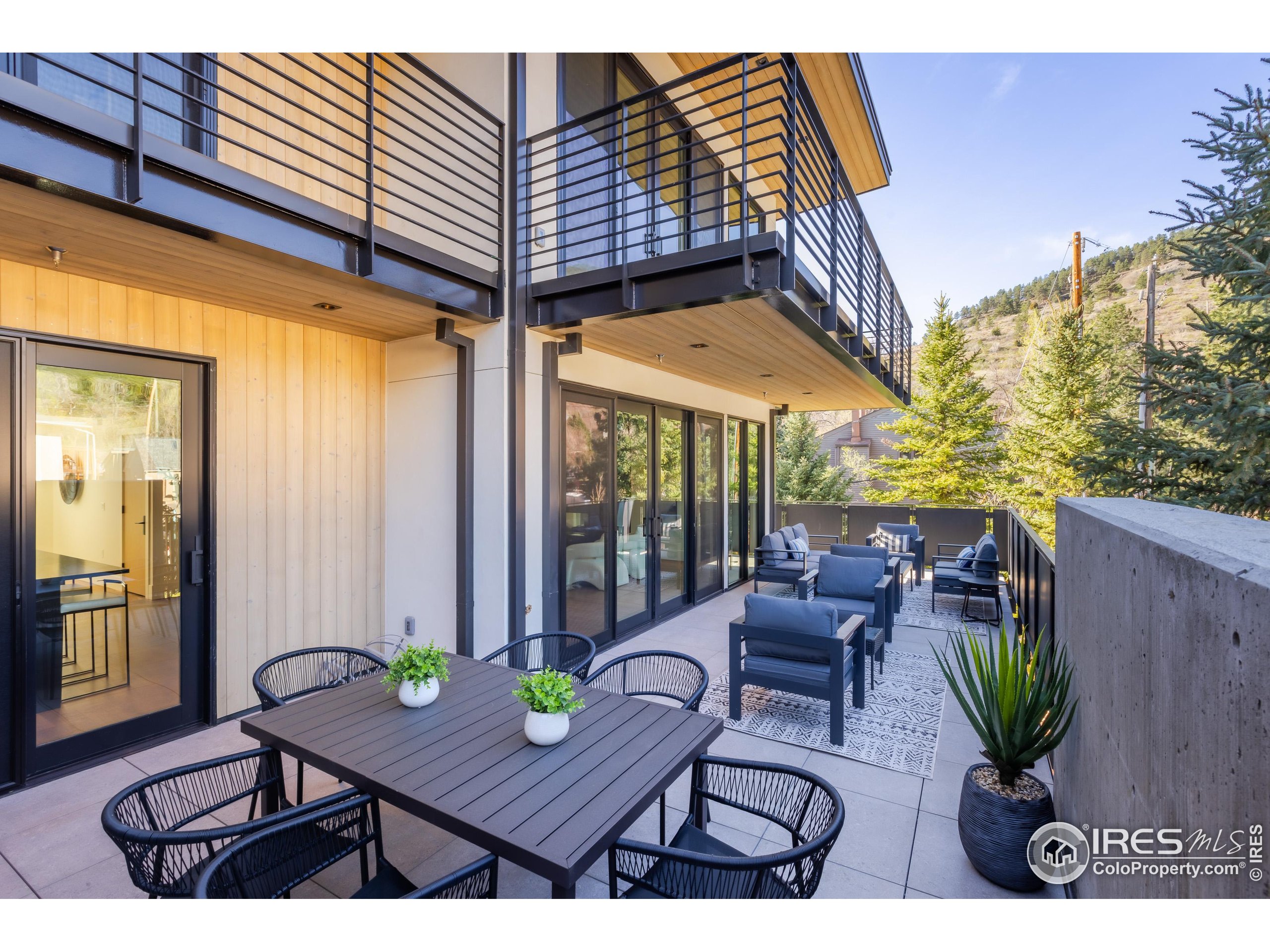 358 Arapahoe Ave C