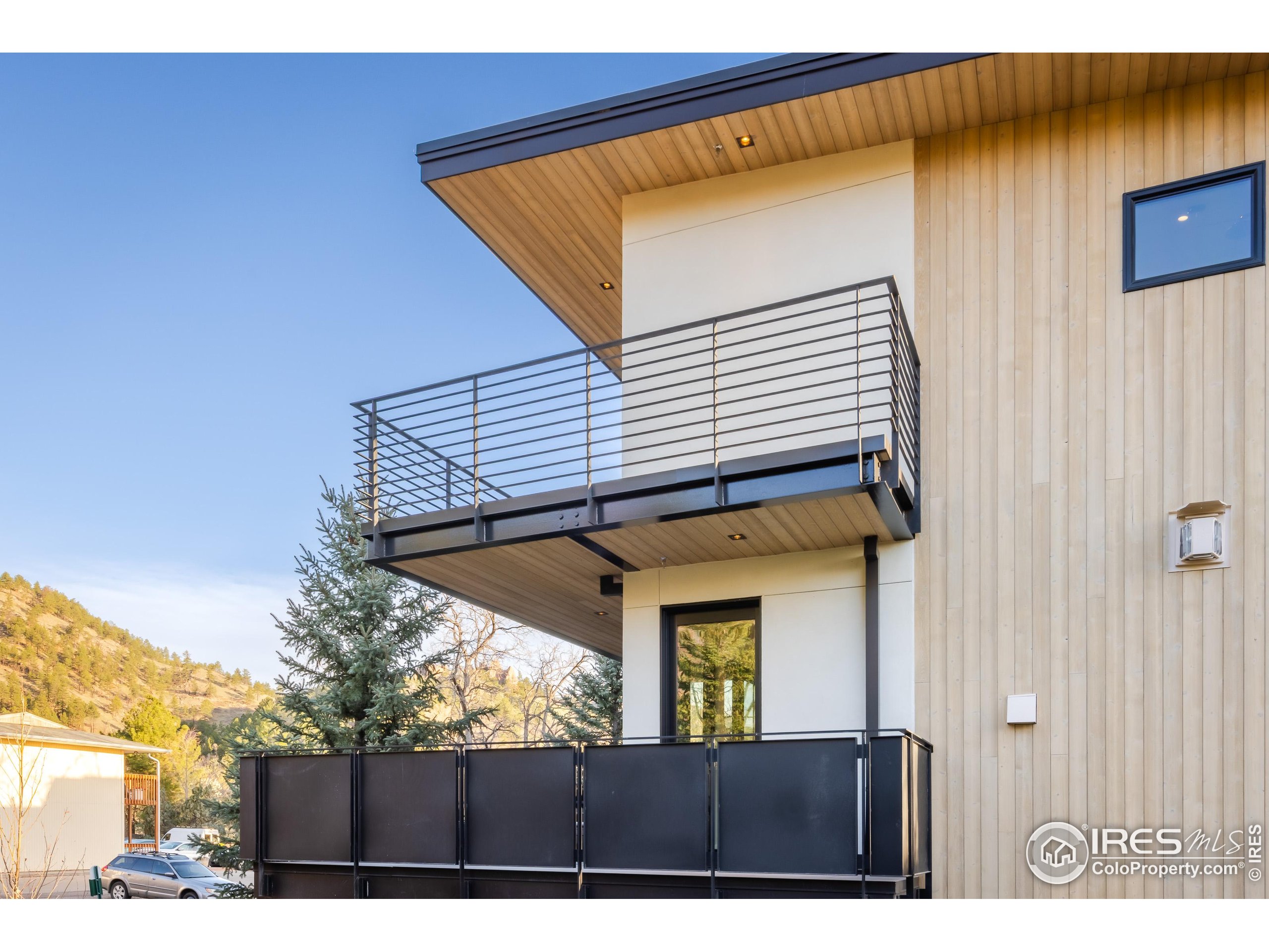 358 Arapahoe Ave C