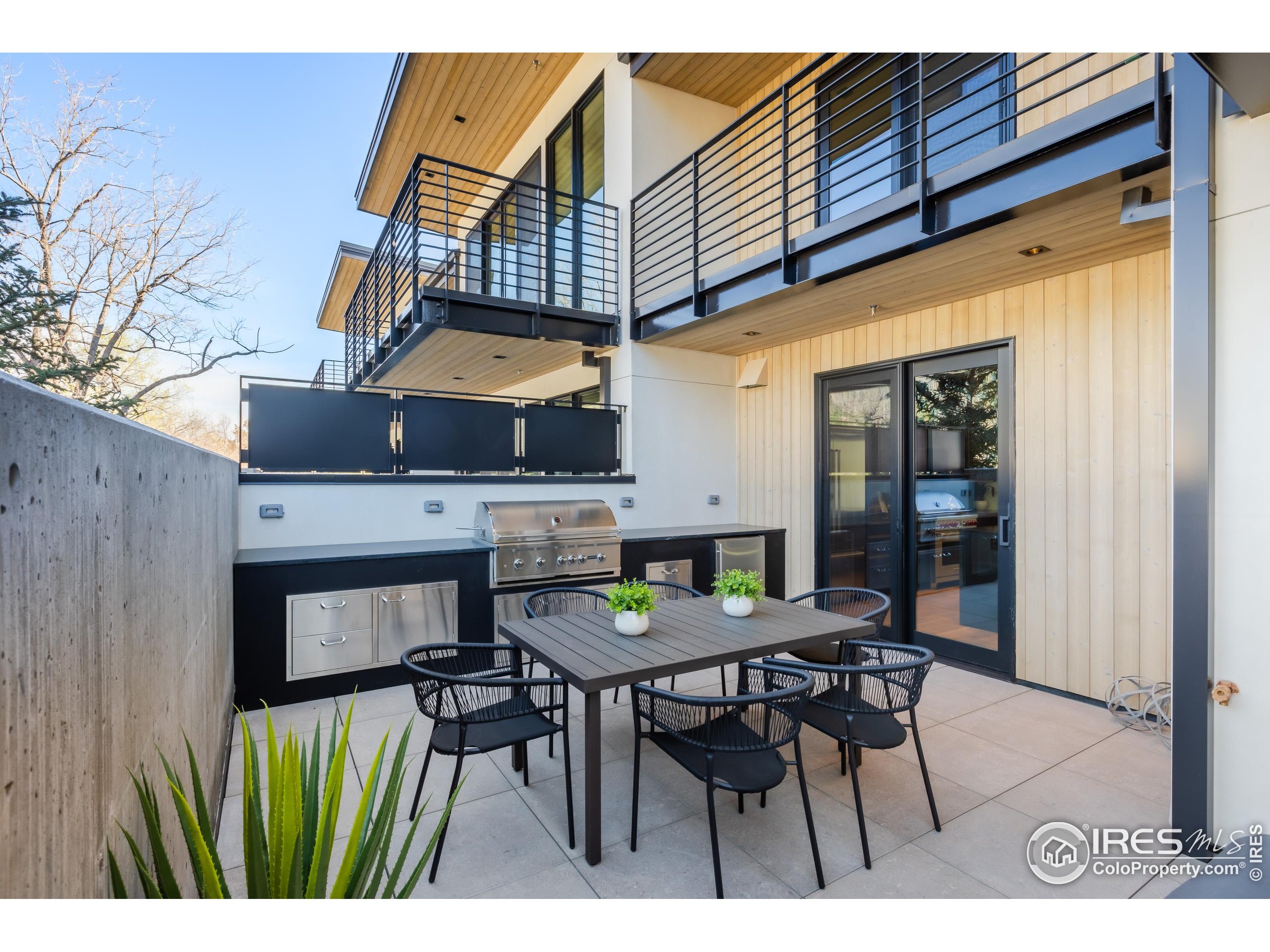 358 Arapahoe Ave C