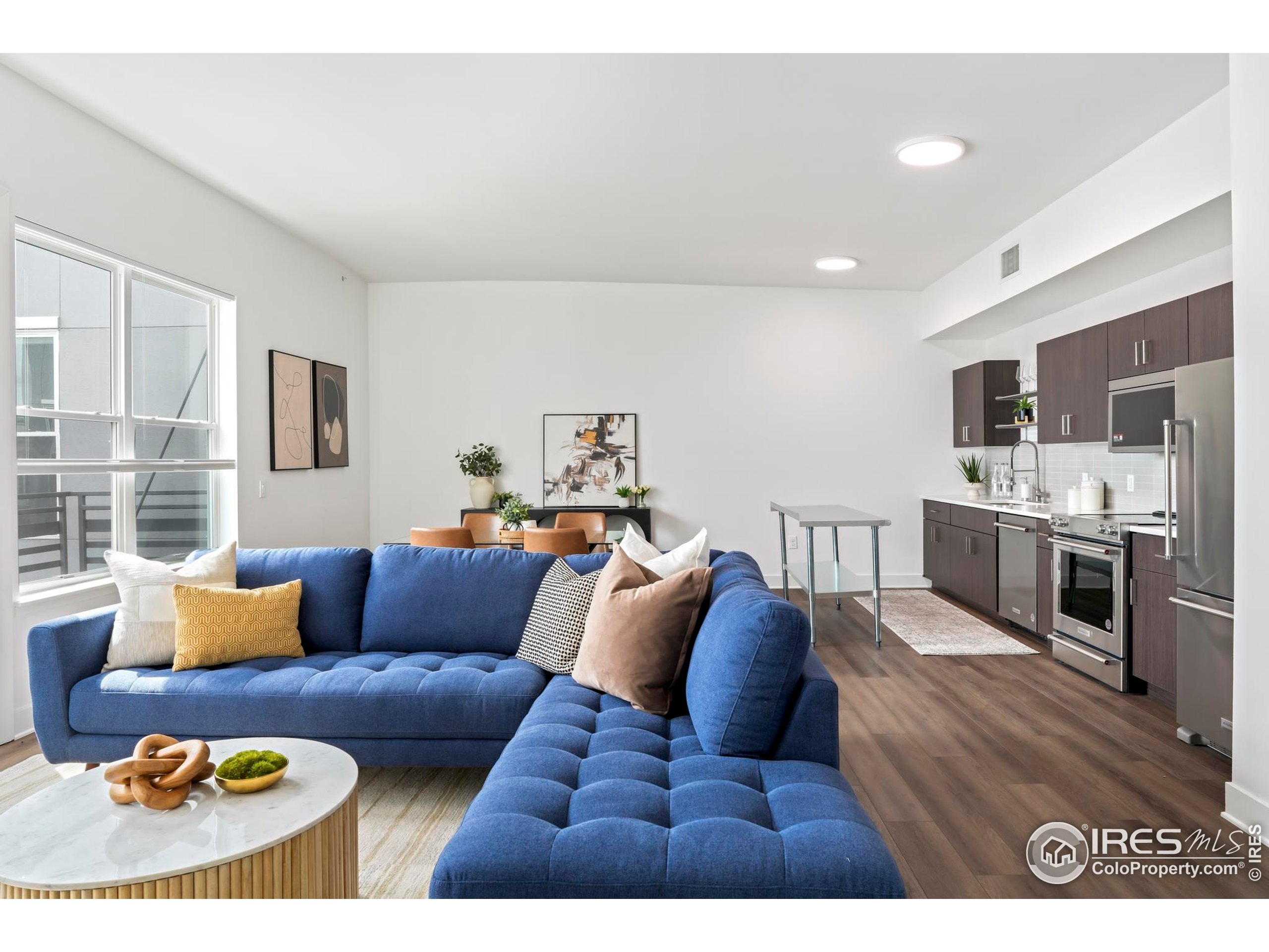 1707 Walnut St 307