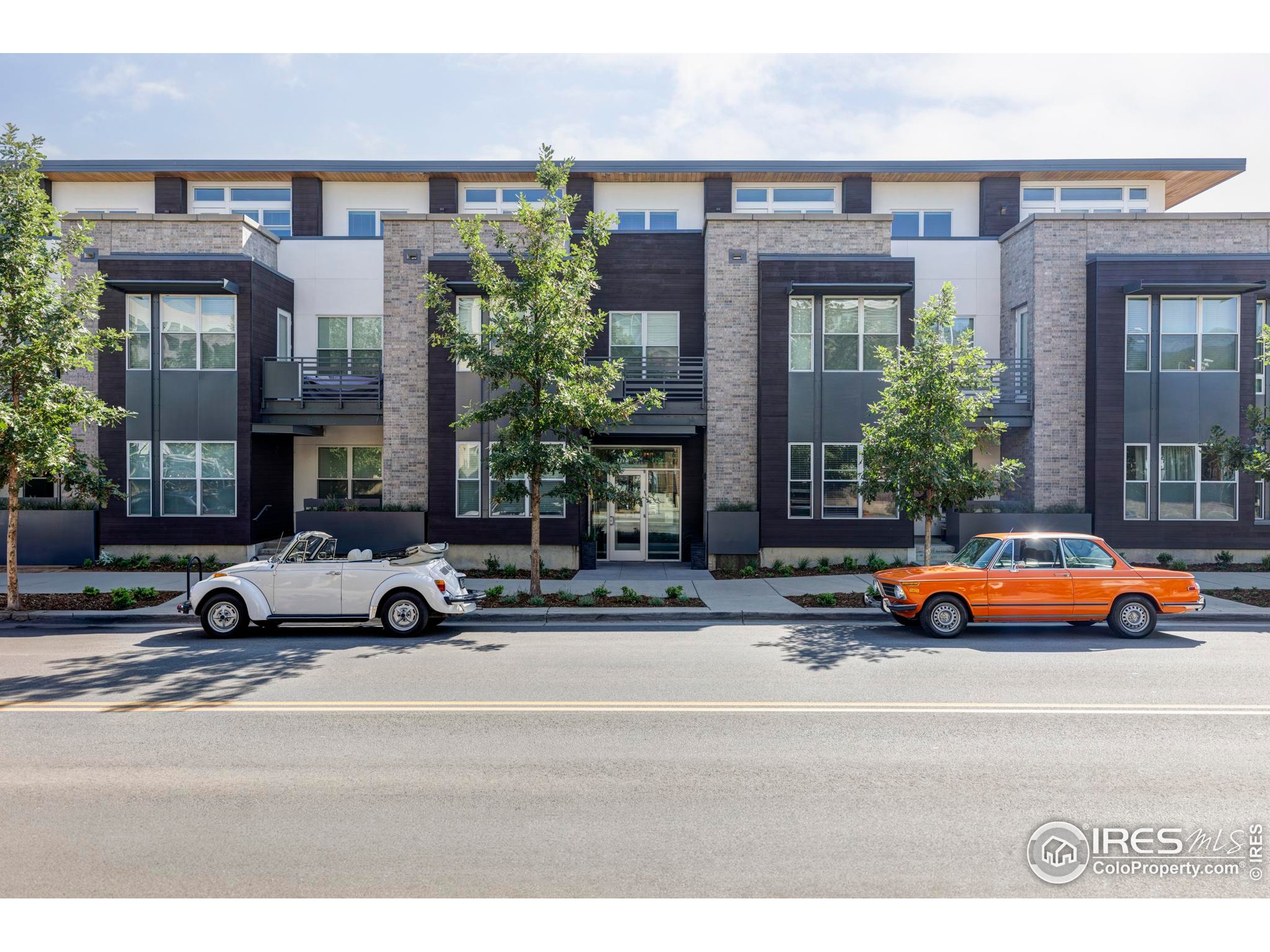 1707 Walnut St 307