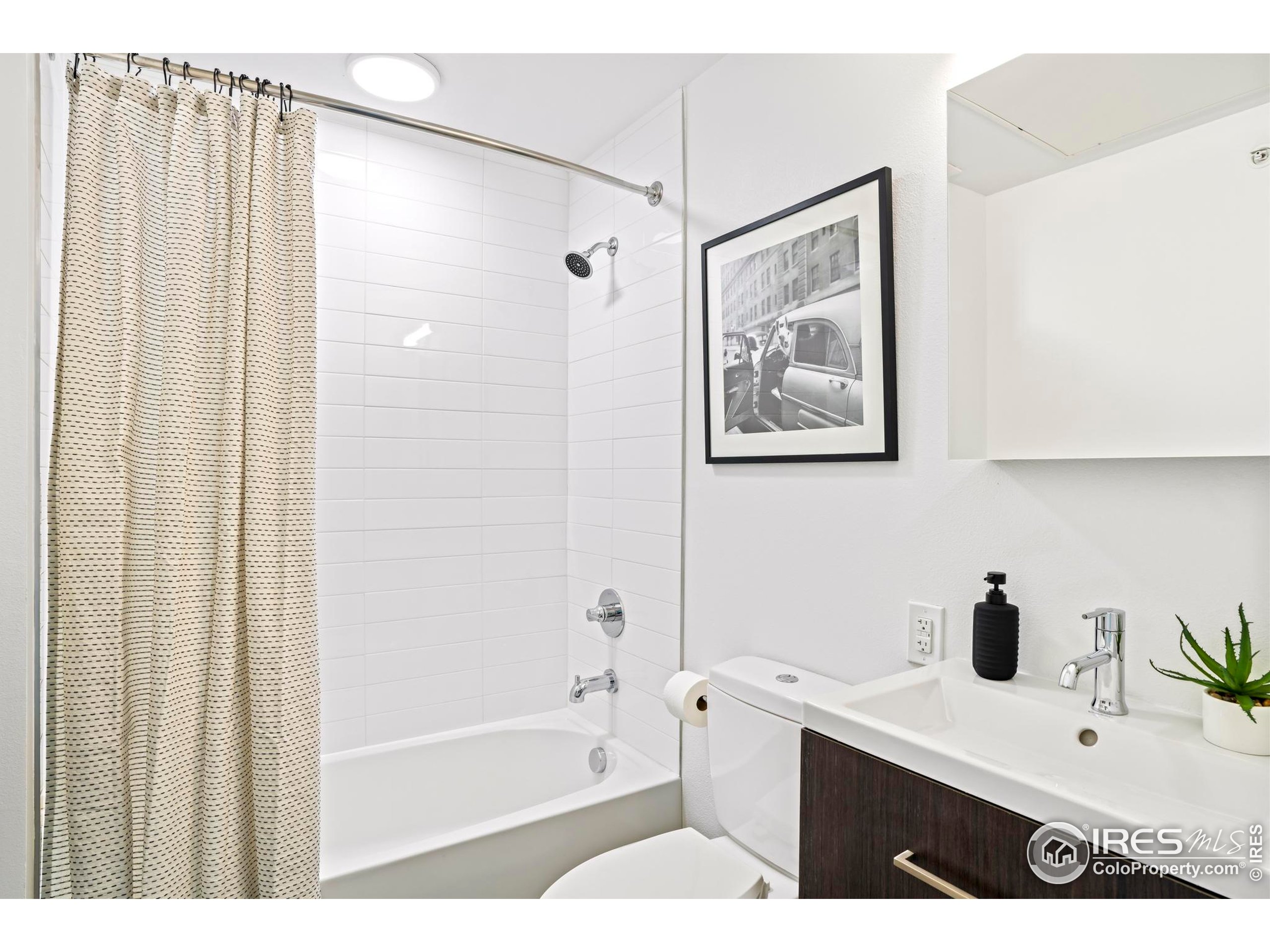 1707 Walnut St 306