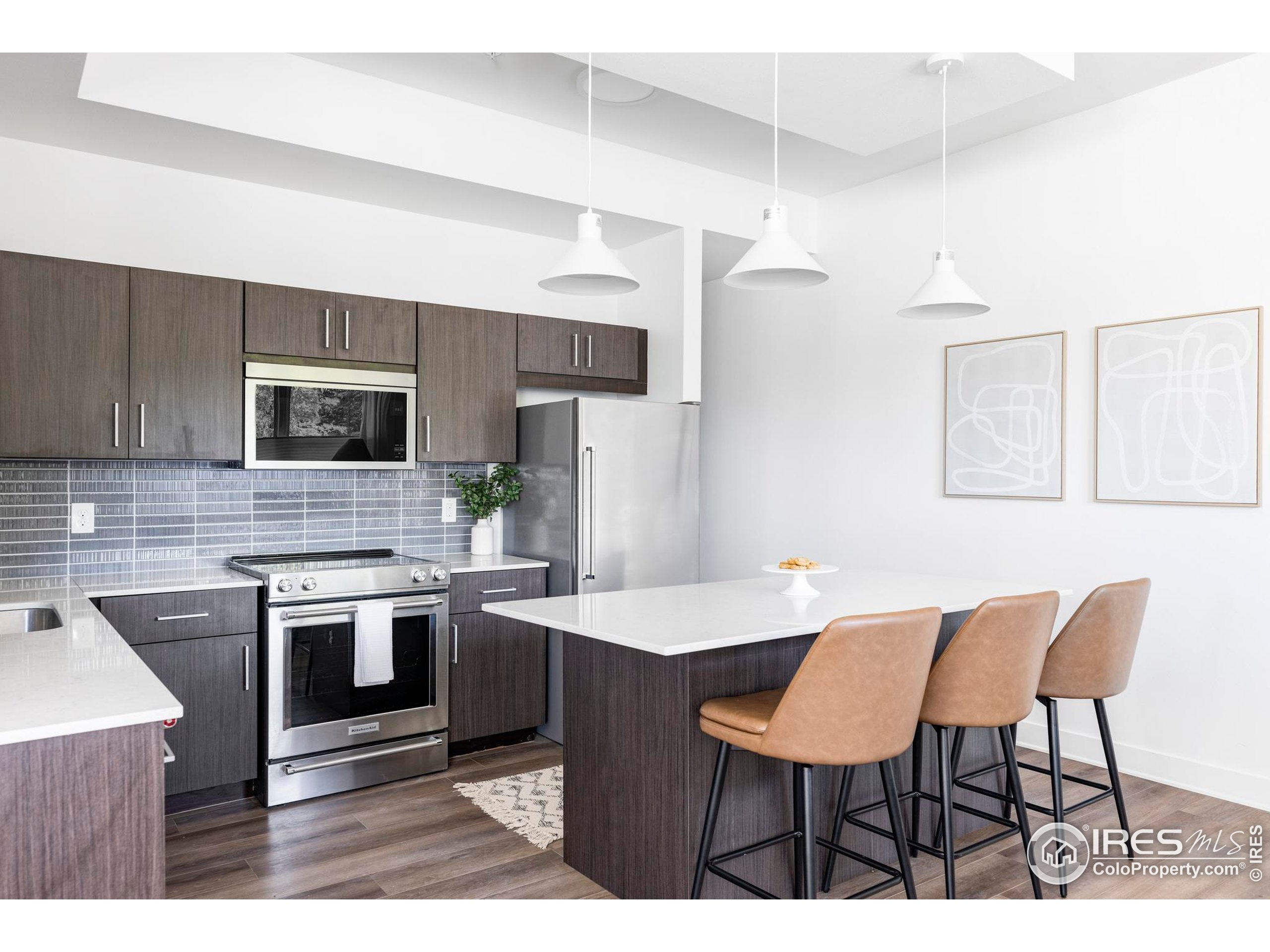 1707 Walnut St 104