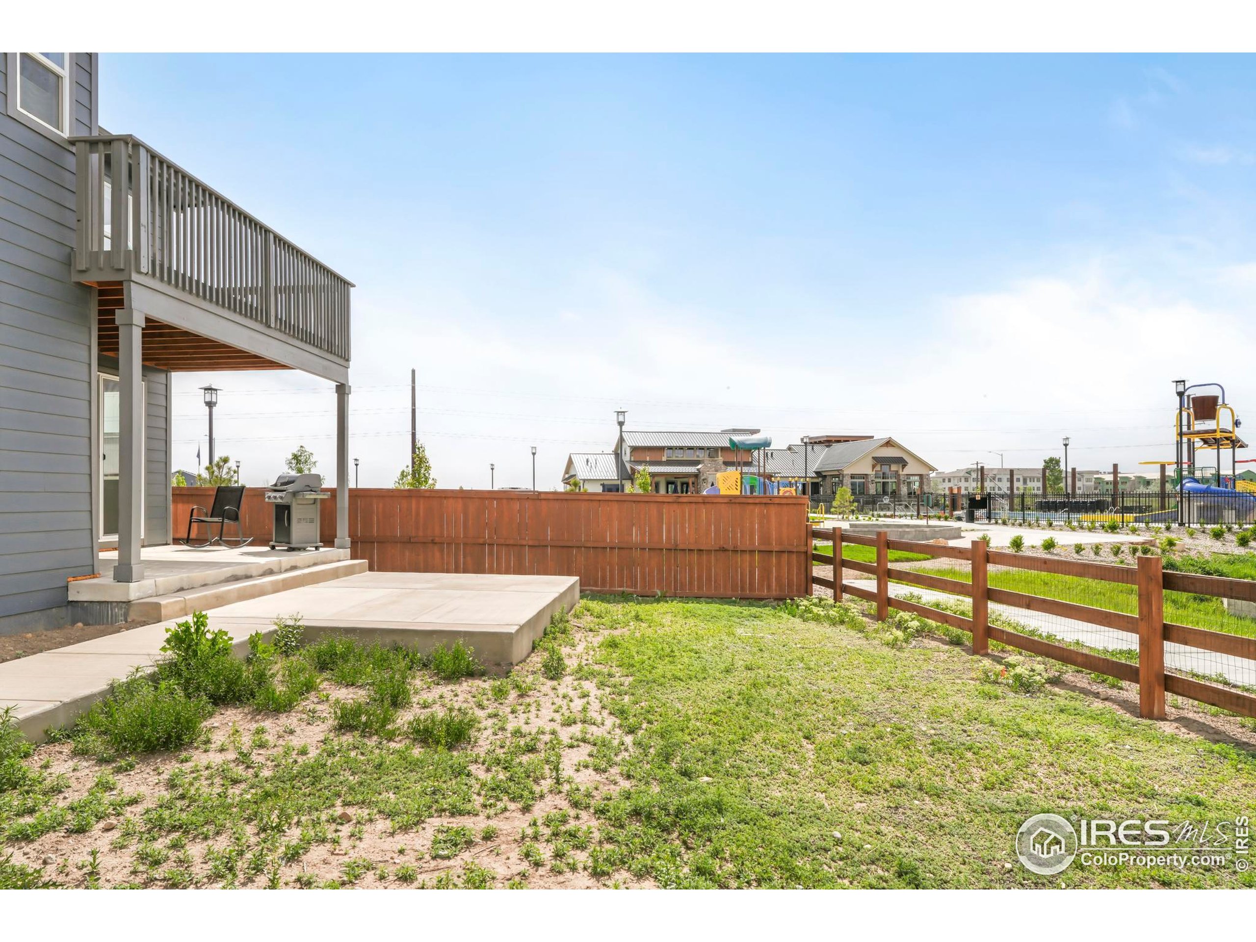 2905 S Flat Cir