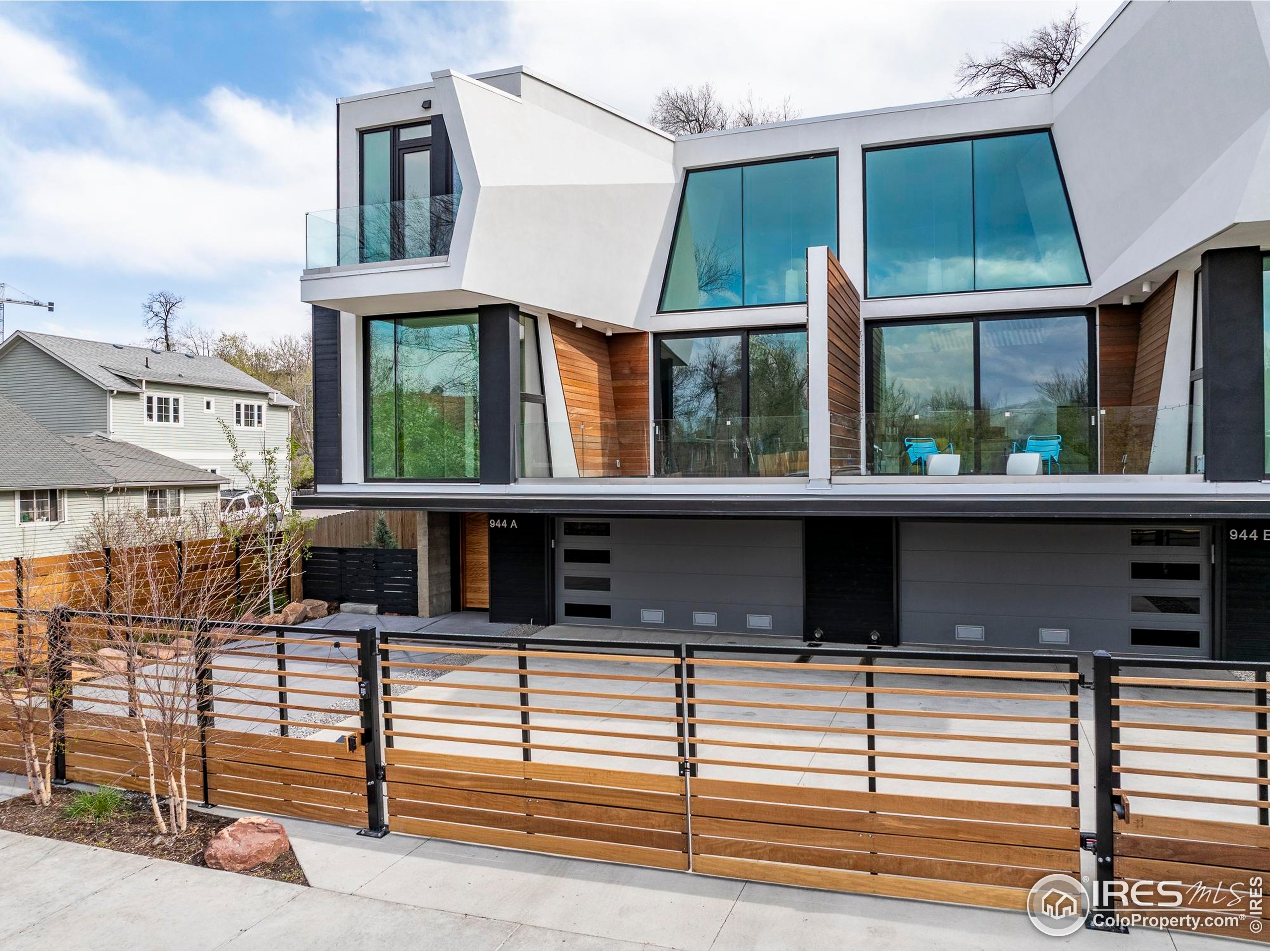 944 Arapahoe Ave A