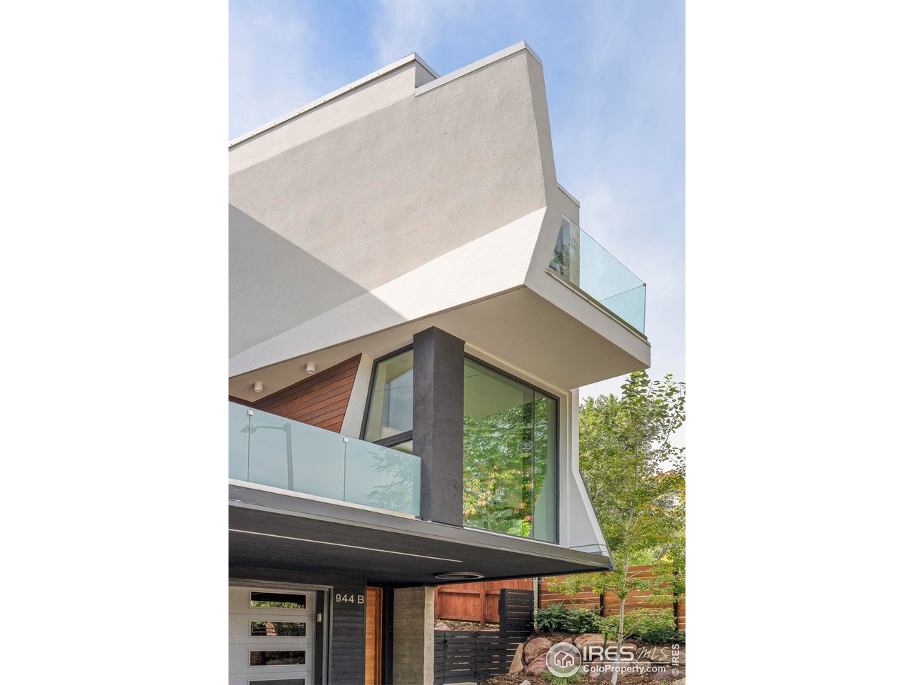 944 Arapahoe Ave B