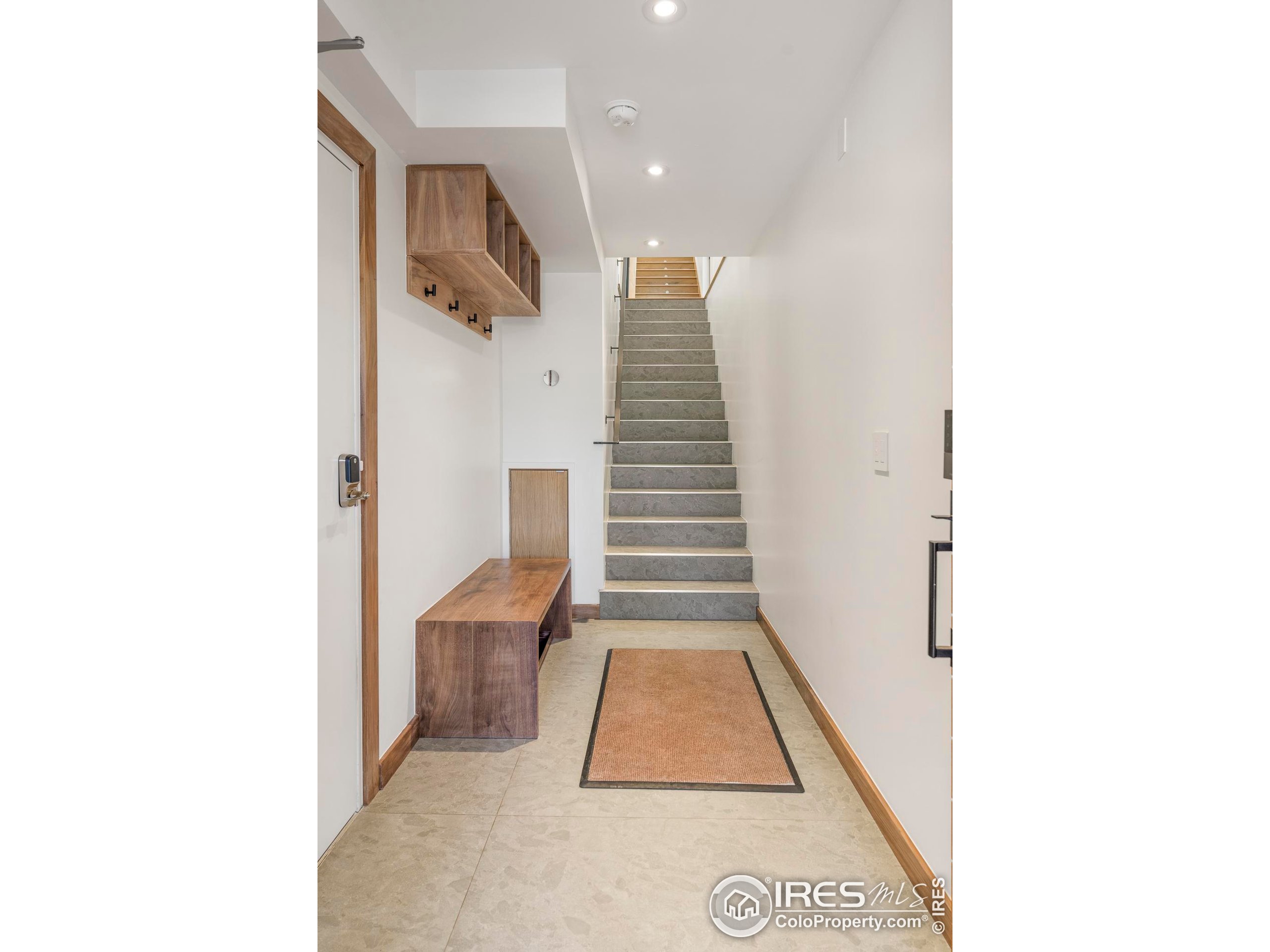 944 Arapahoe Ave B