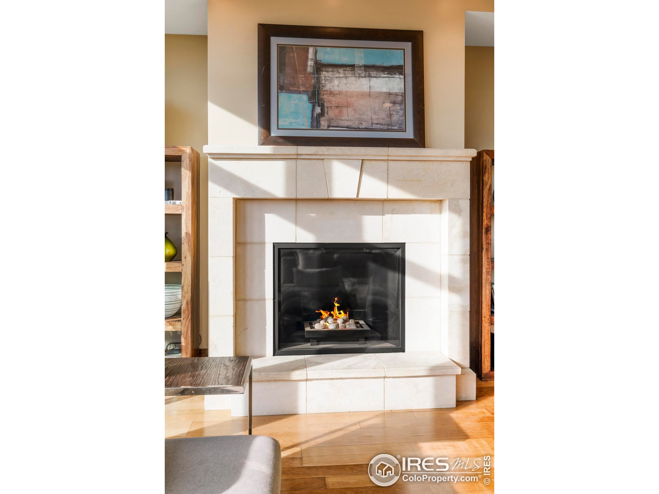 1077 Canyon Blvd 304