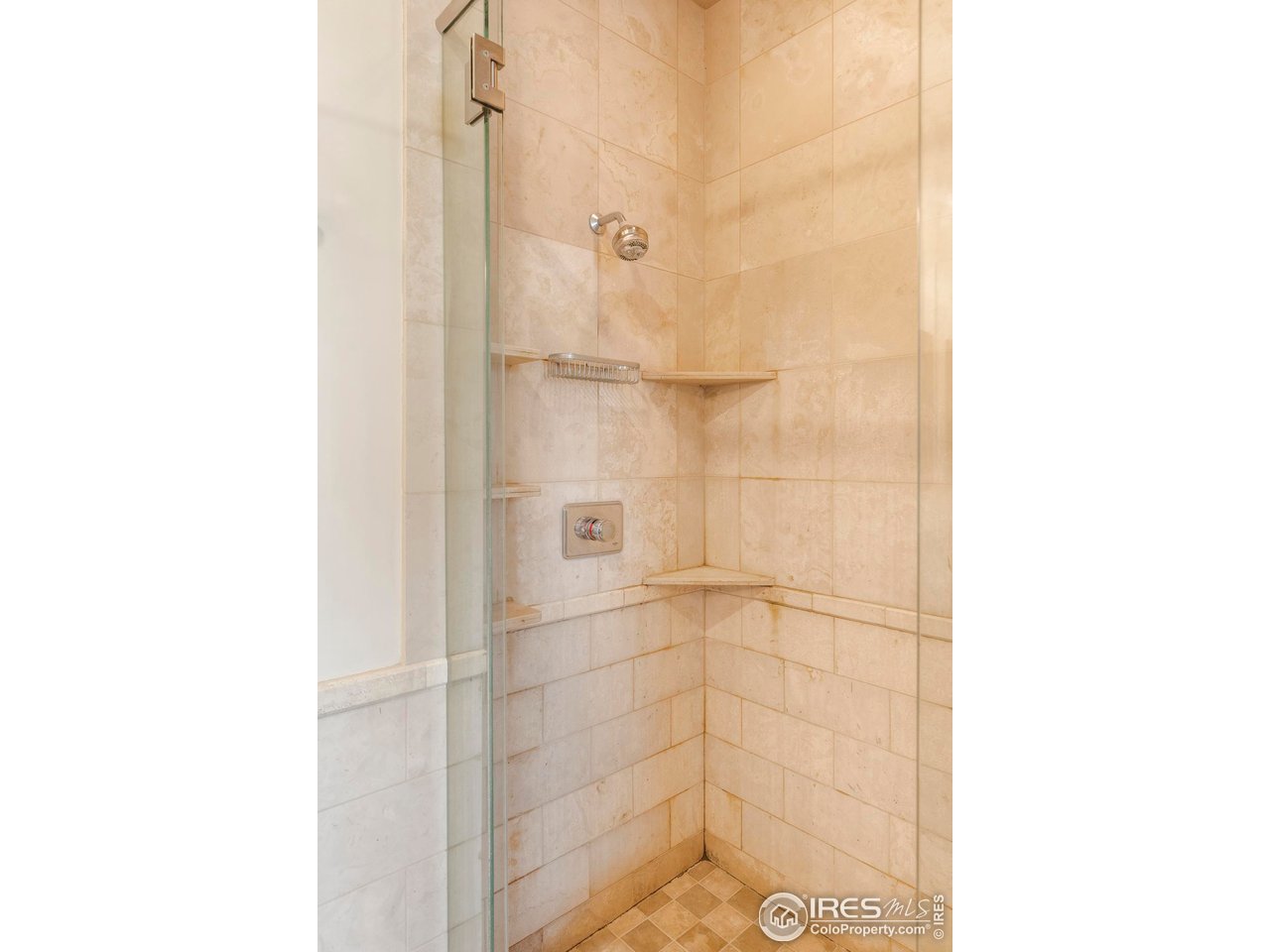 1301 Canyon Blvd 407