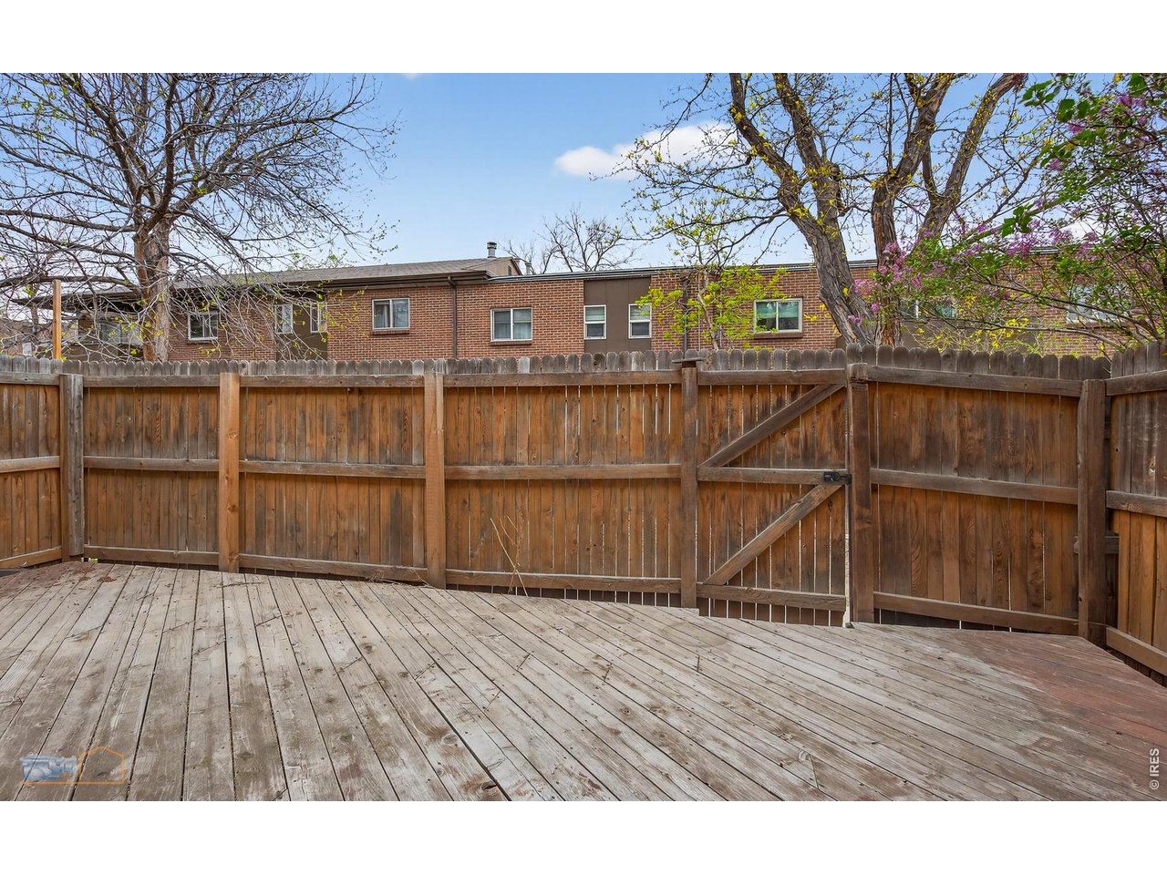 1462 Greenbriar Blvd