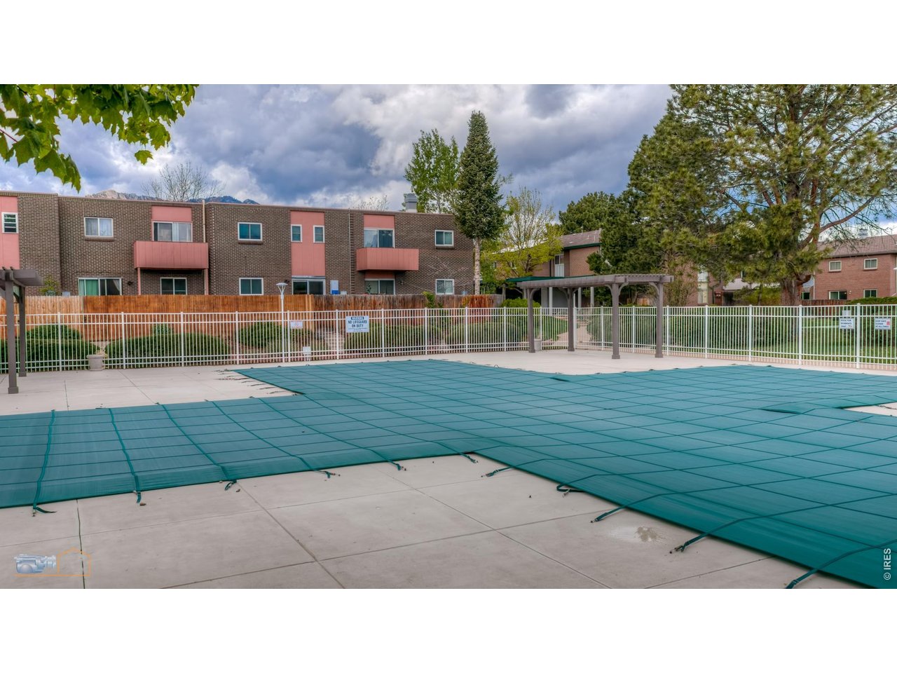 1462 Greenbriar Blvd