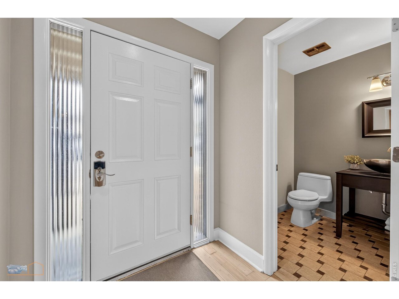 1462 Greenbriar Blvd