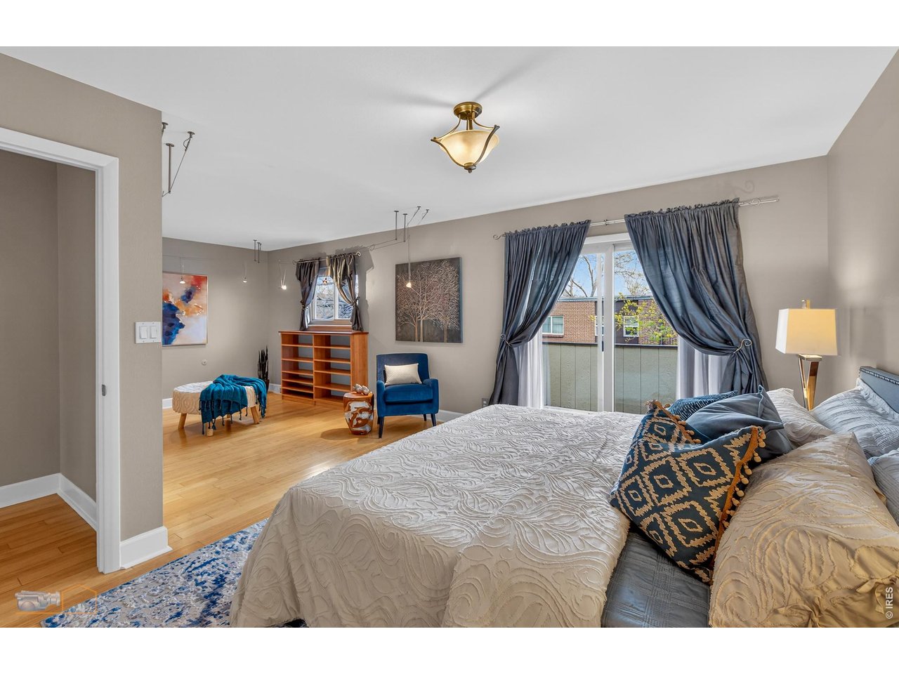 1462 Greenbriar Blvd