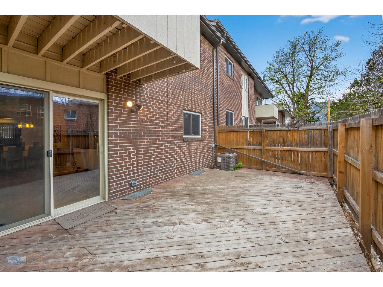 1462 Greenbriar Blvd