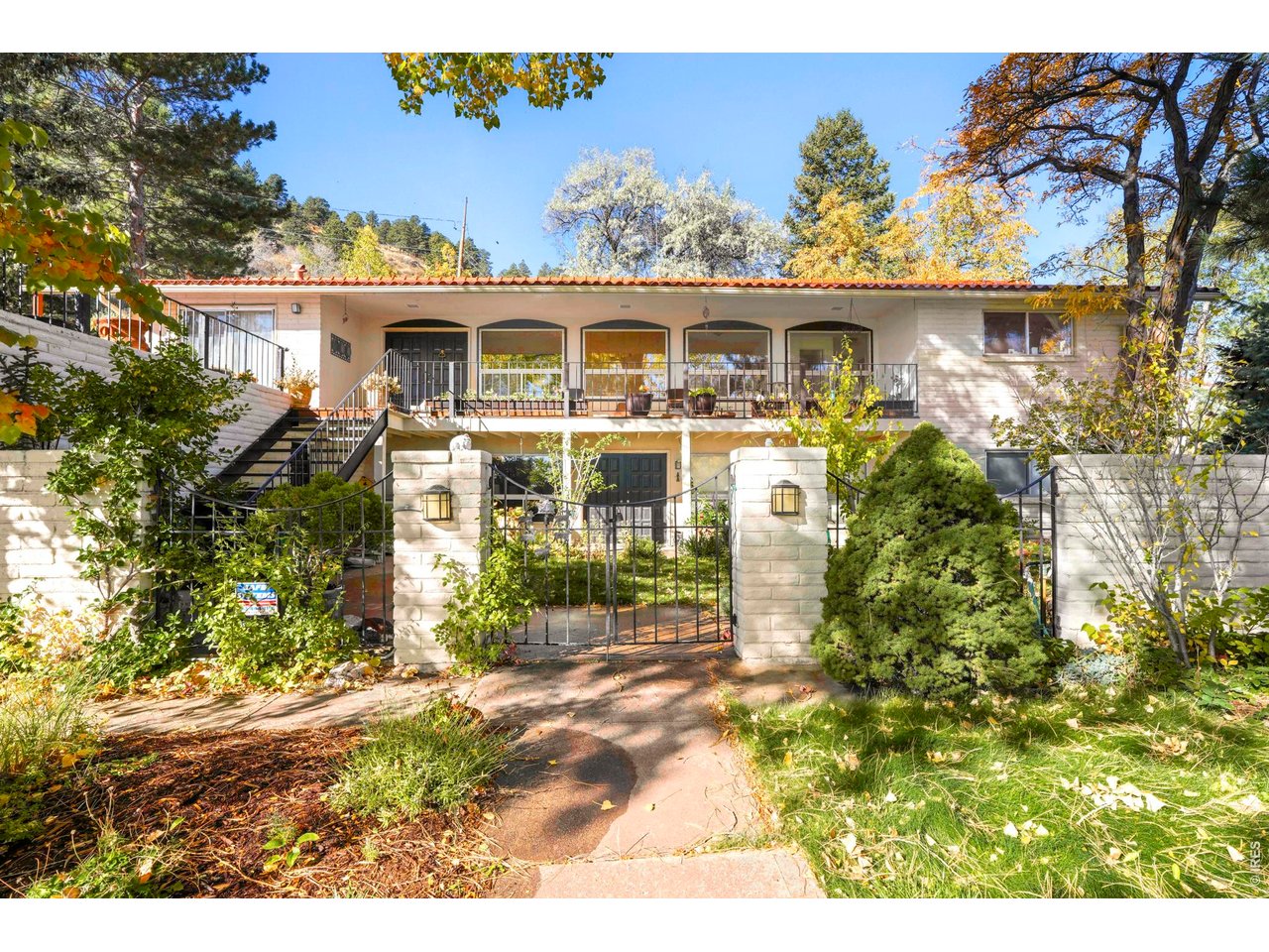 410 College Ave