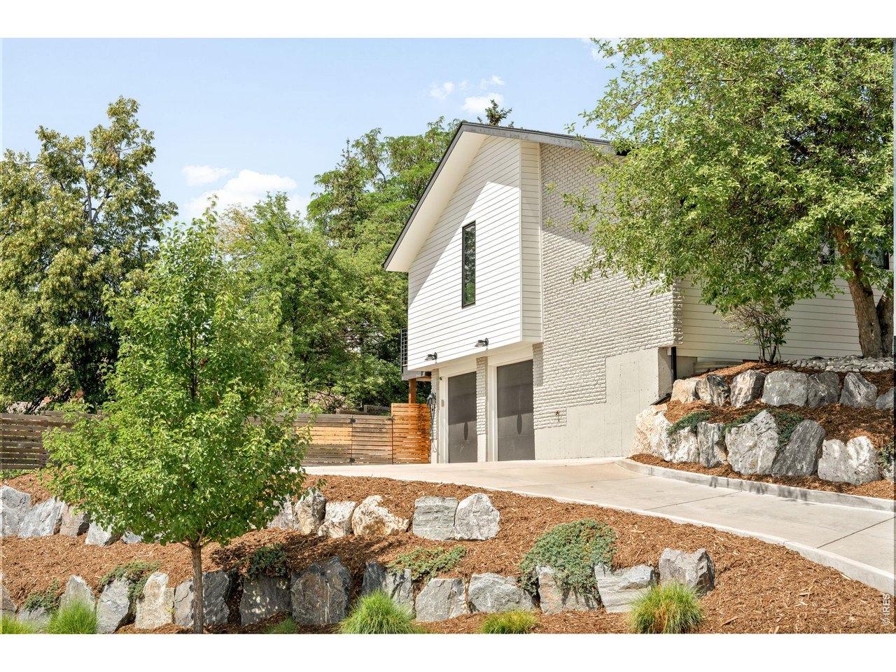 2550 Balsam Dr