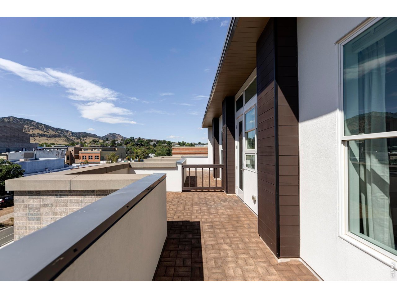 1707 Walnut St 302