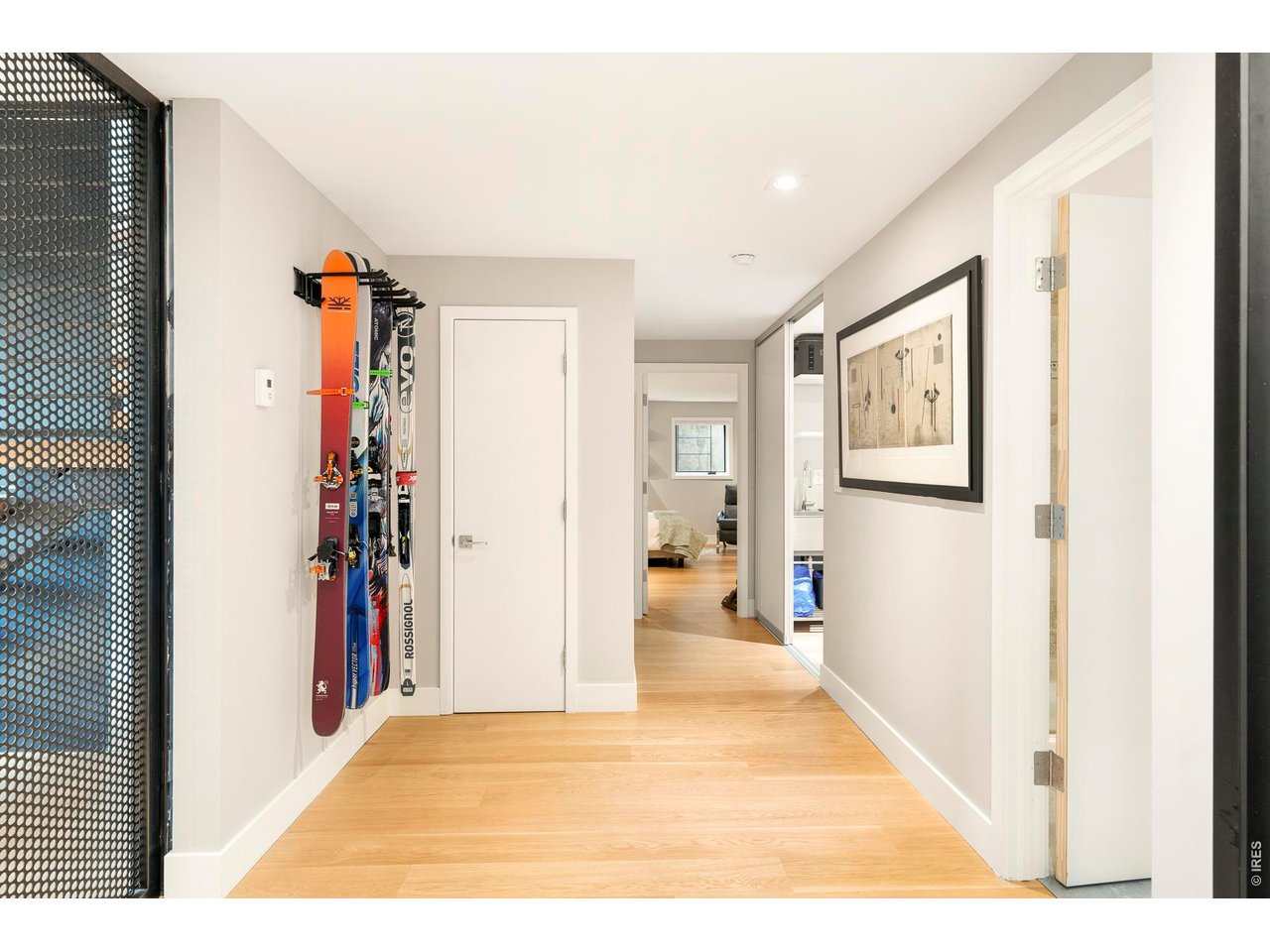 316 Pine Tree Ln
