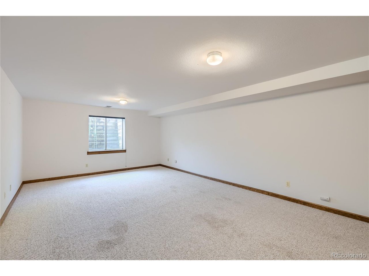 7615 Estate Cir
