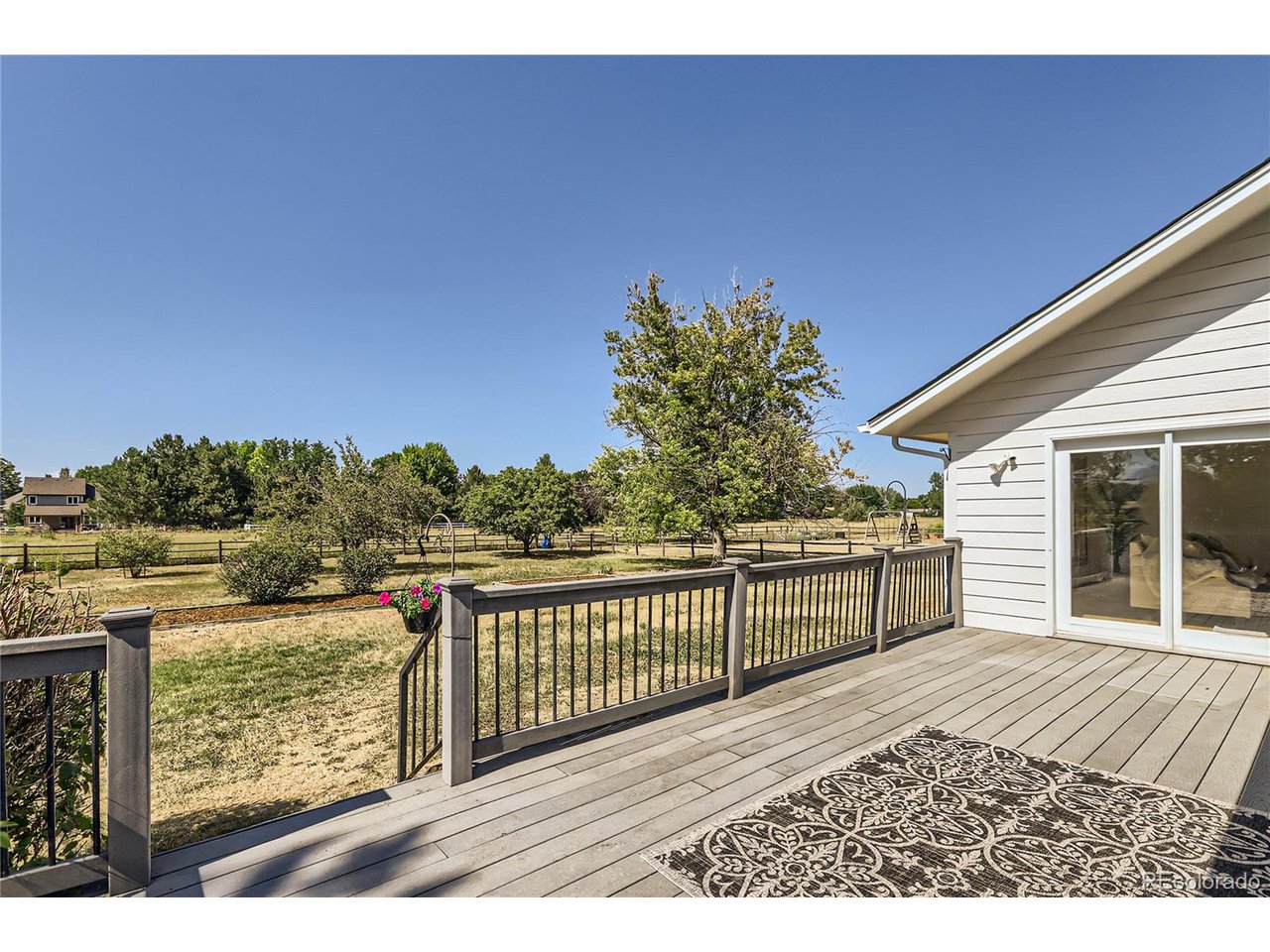 7615 Estate Cir