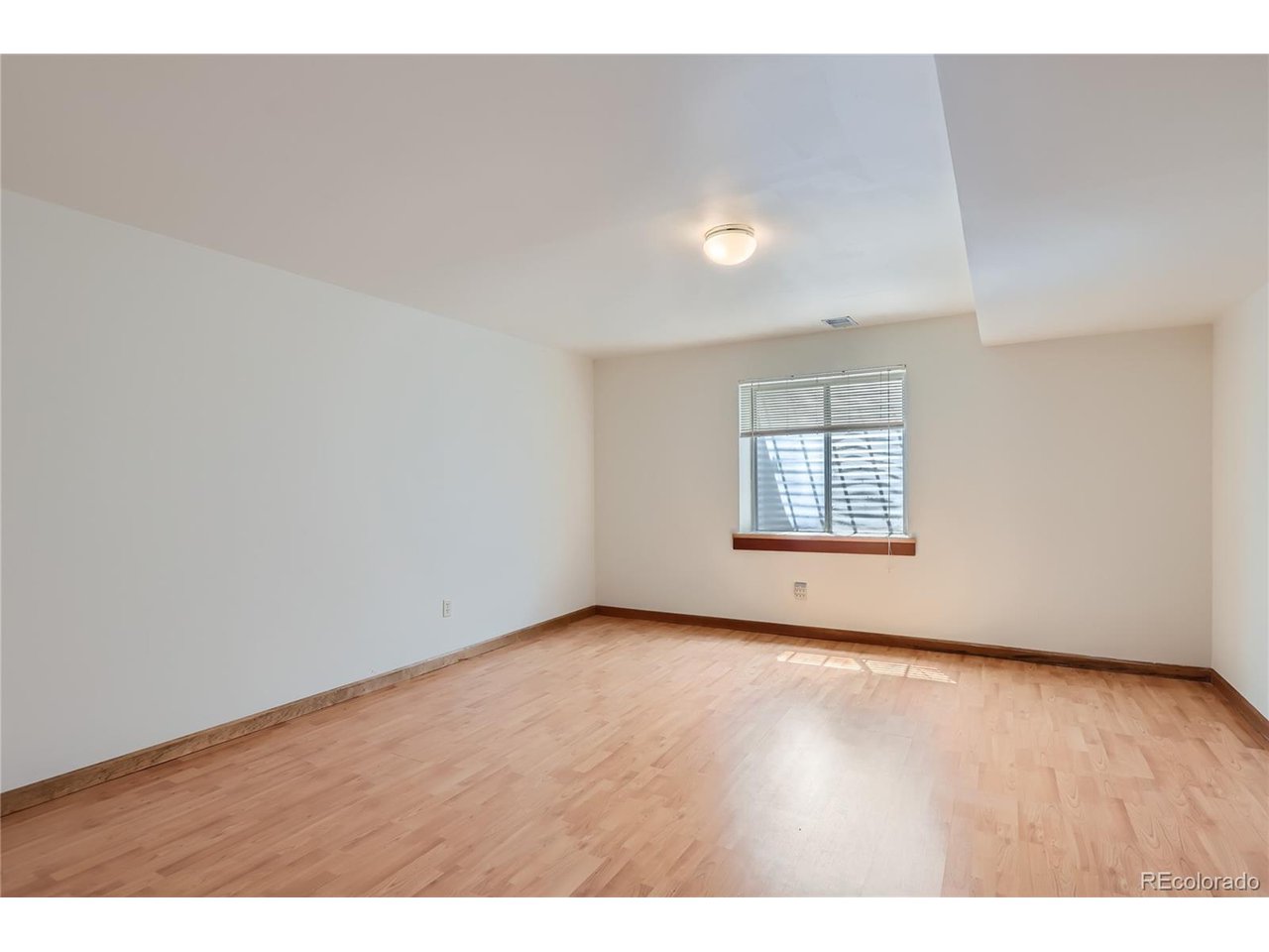 7615 Estate Cir