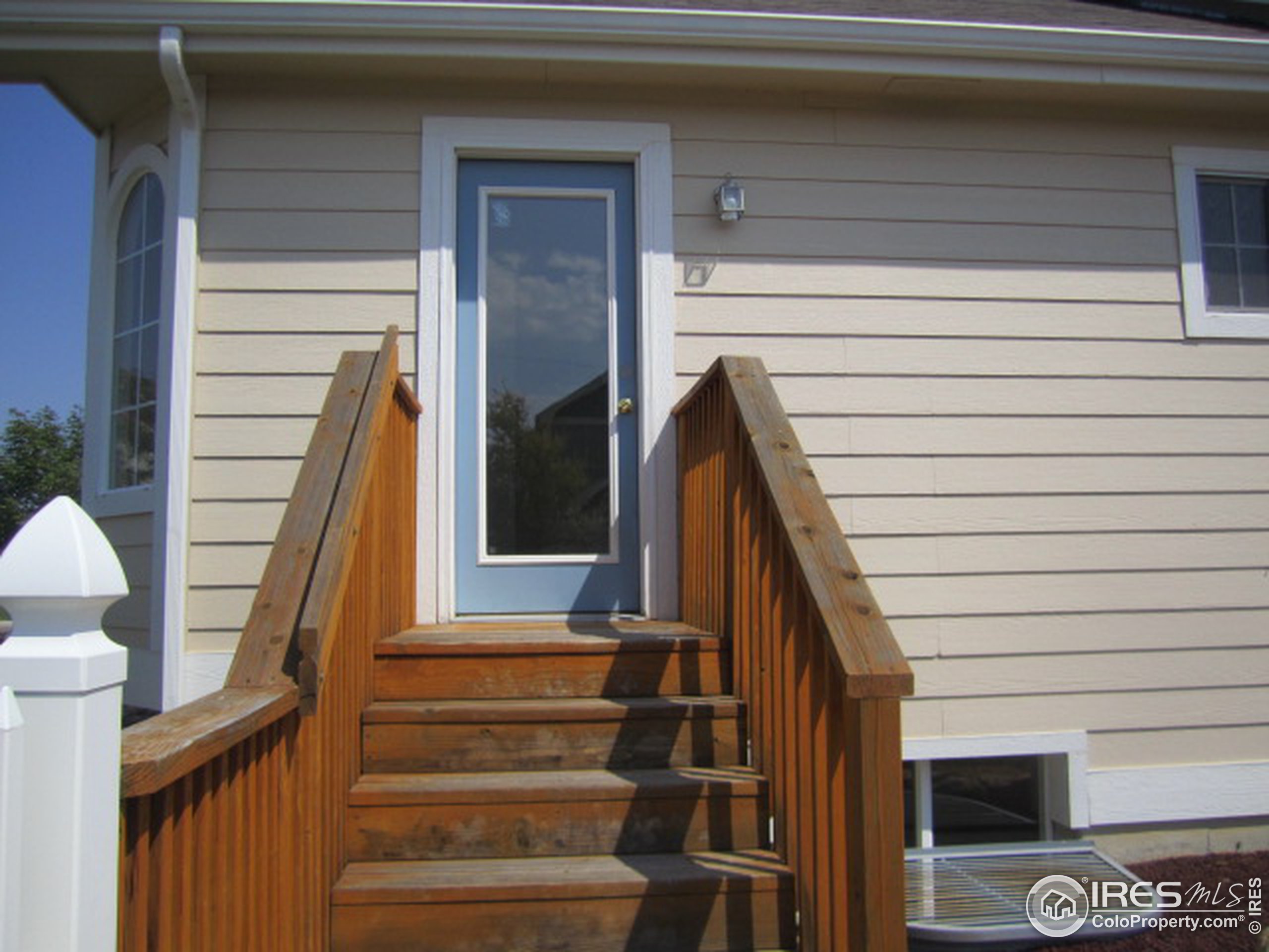 1077 Canyon Blvd Unit: 204